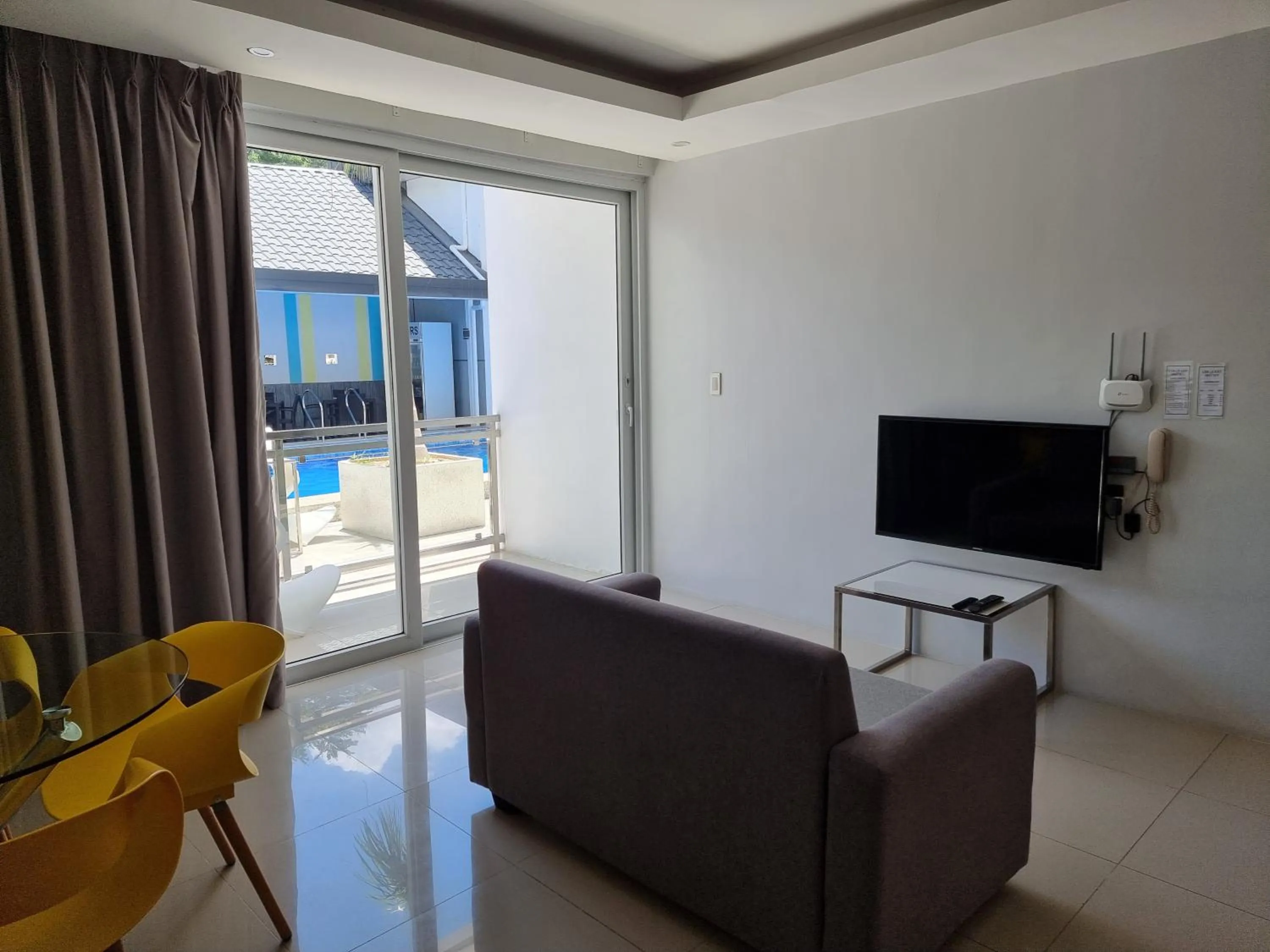 Chequers Suites Subic Bay