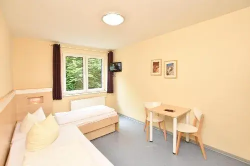Twin Room with Bathroom - single occupancy in Villa Ephraim Twin Room with Bathroom - single occupancy in Villa Ephraim
