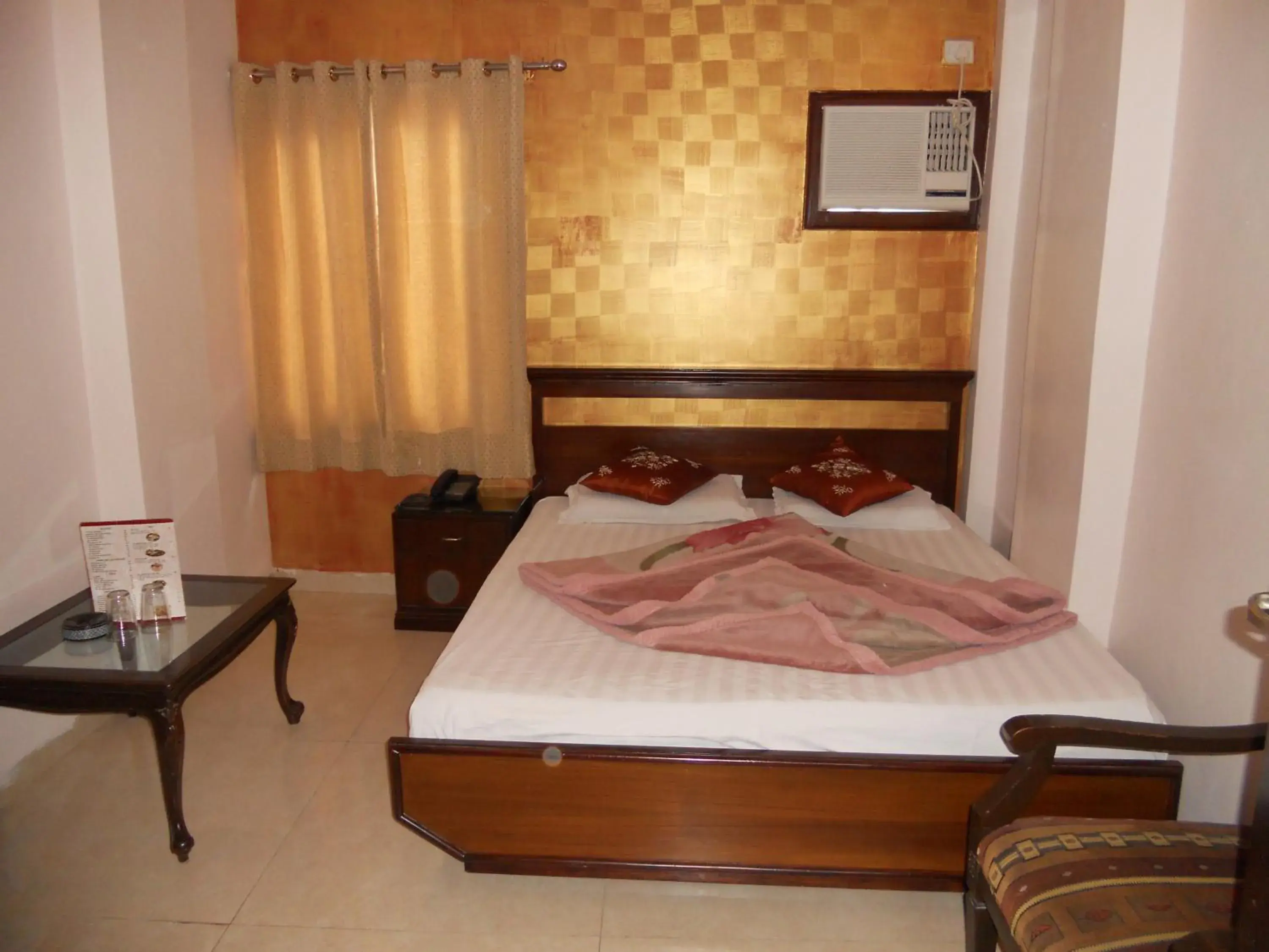 Bedroom, Bed in Amax Inn Bedroom, Bed in Amax Inn