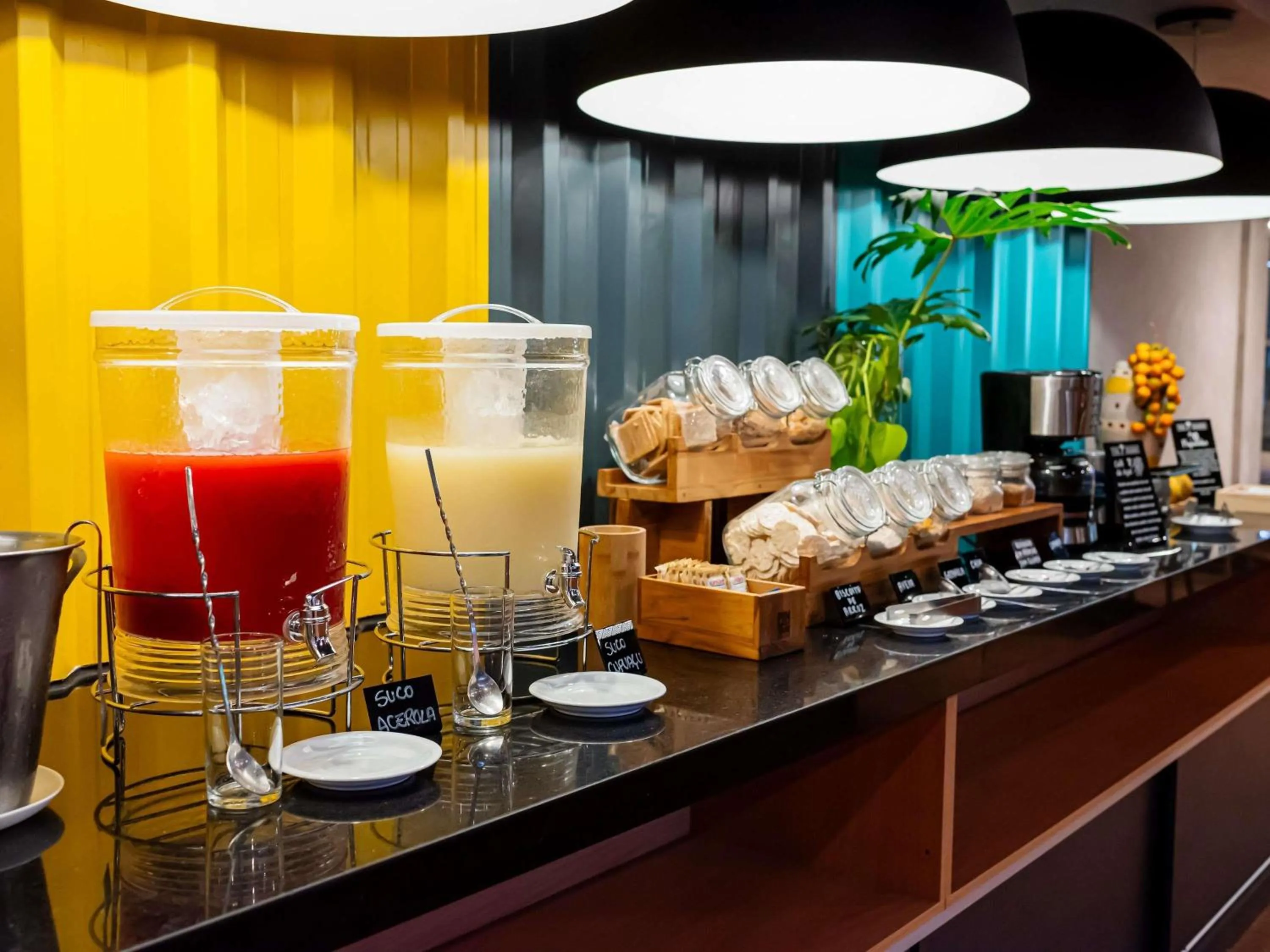 Breakfast in Ibis Styles Belém Hangar