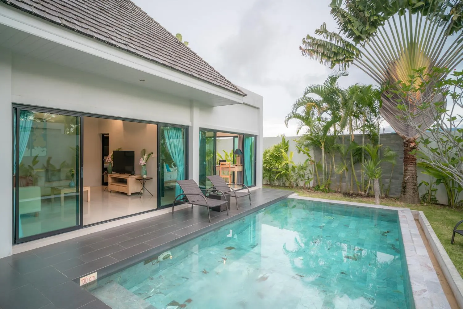 Swimming pool in Layantara Villas