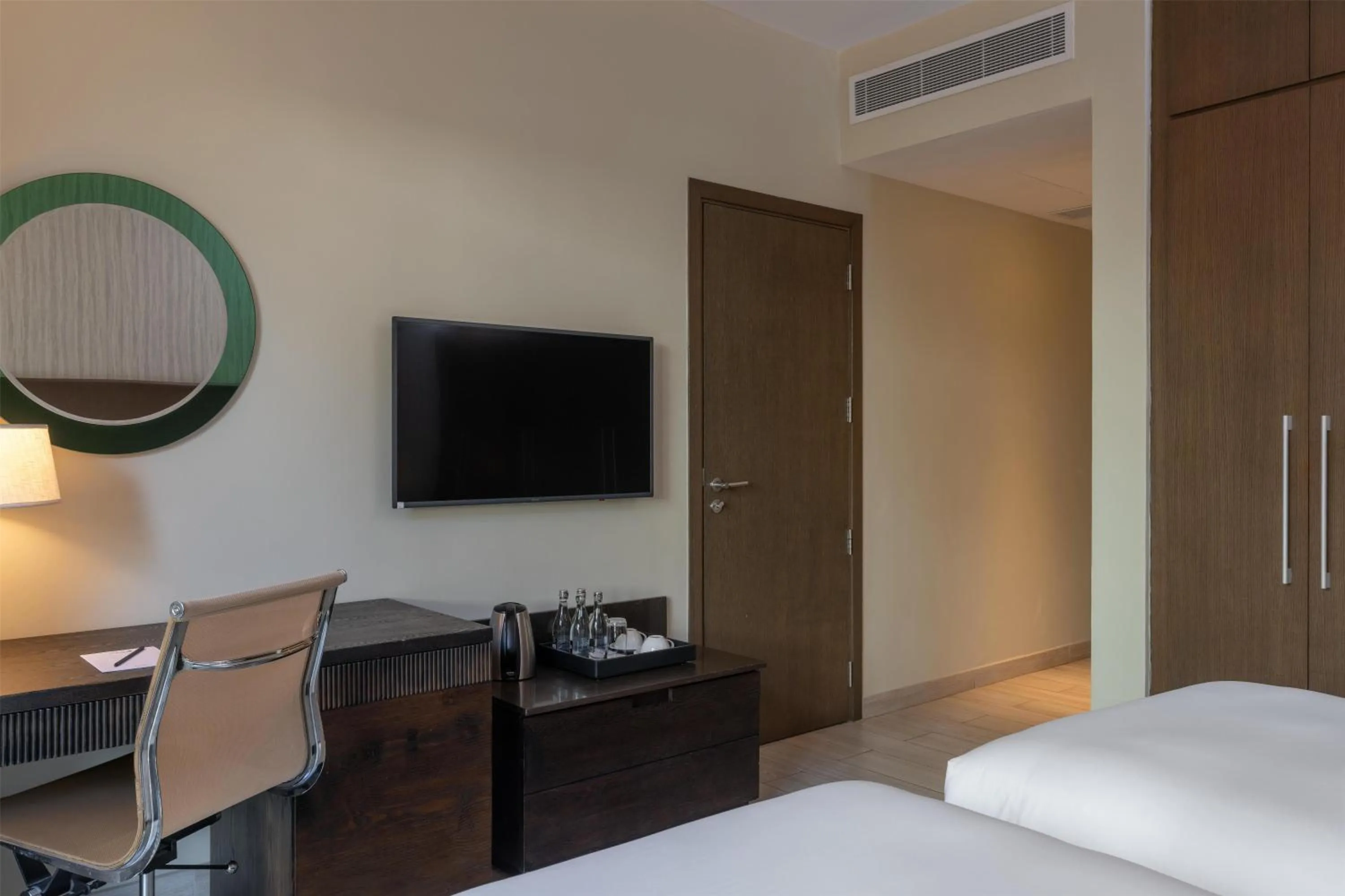 Bedroom, Bed in Radisson Blu Hotel & Residence Nairobi Arboretum