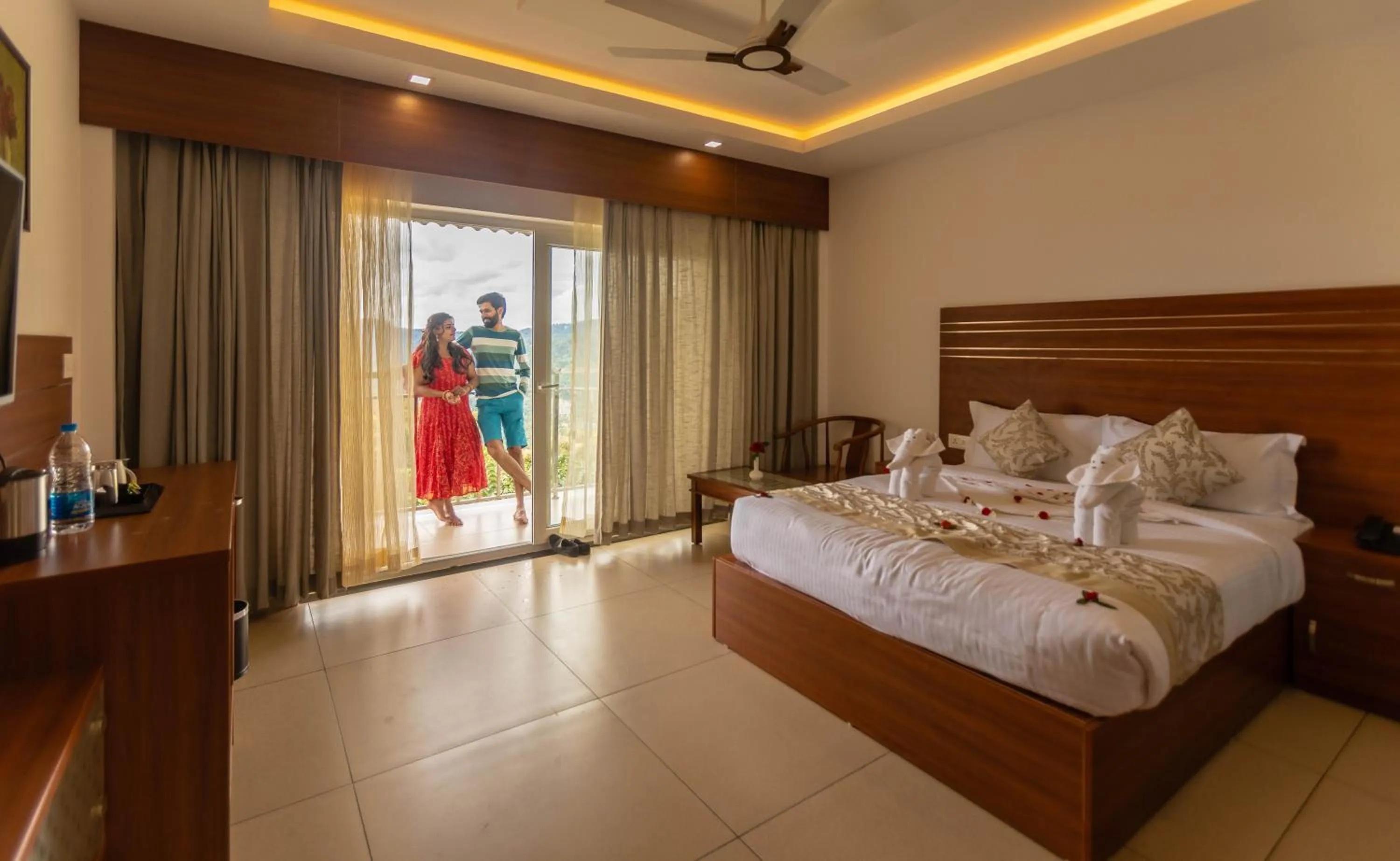 Balcony/Terrace, Bed in The Lake View Munnar