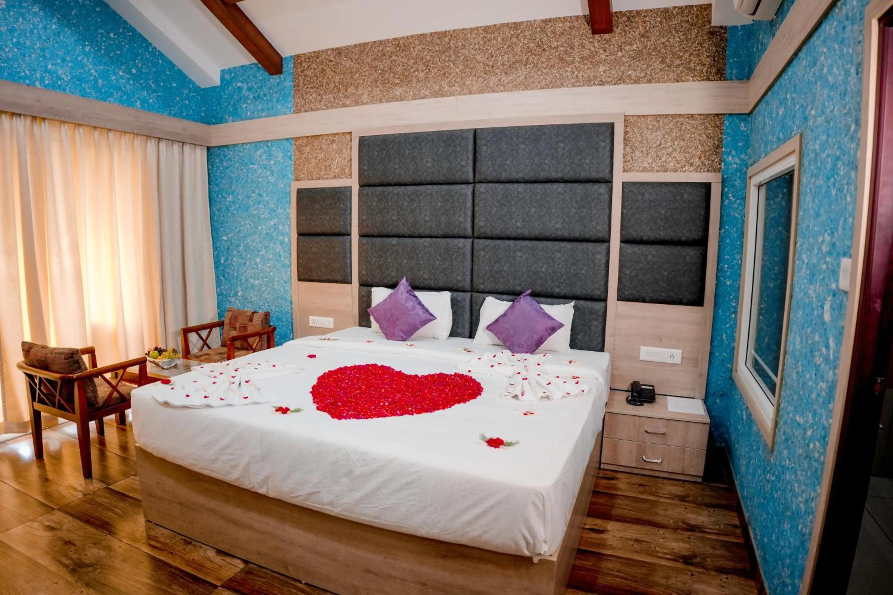 Bed in The Lake View Munnar