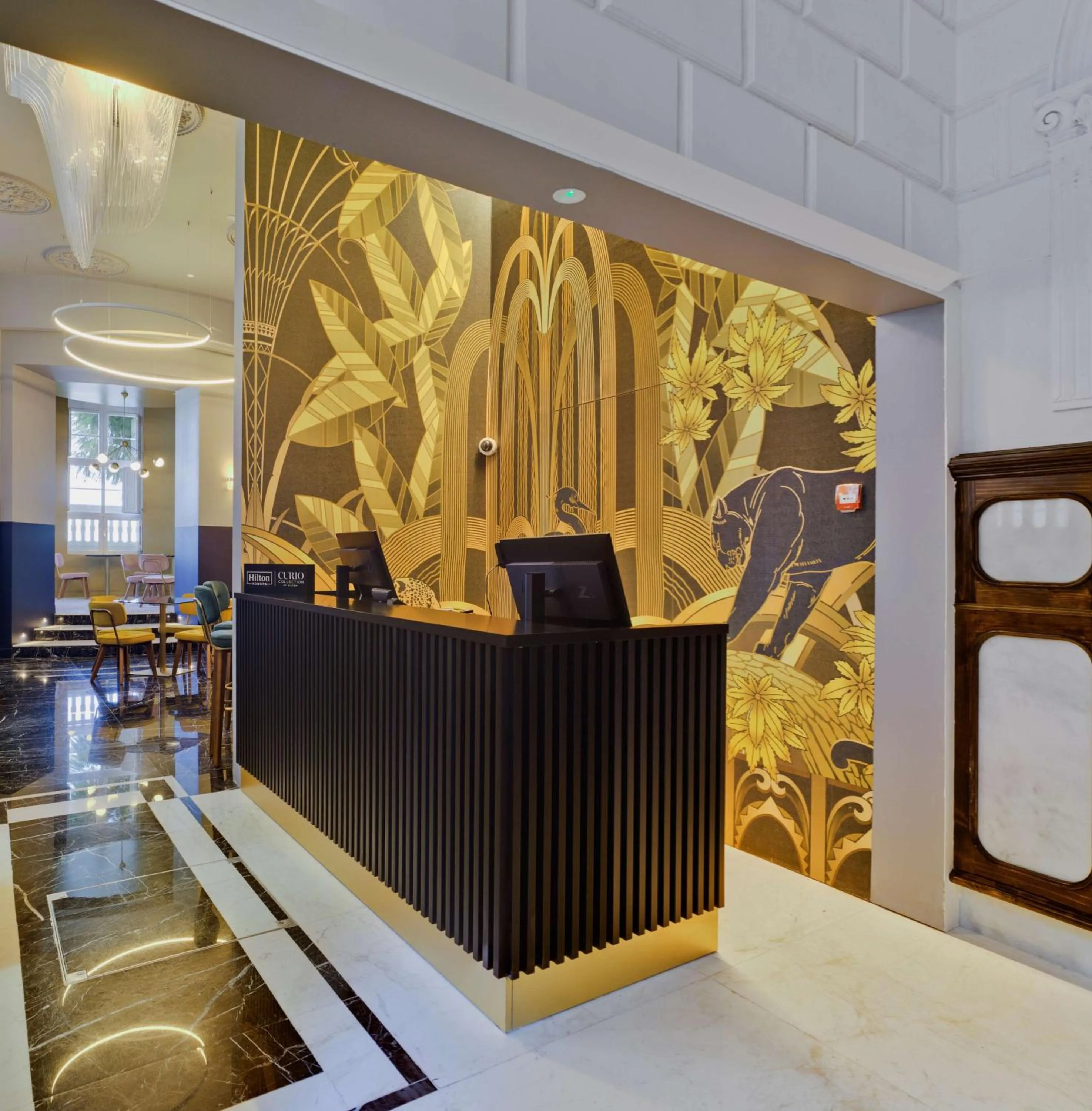 Lobby or reception in Casa Alberola Alicante, Adults only, Curio Collection By Hilton