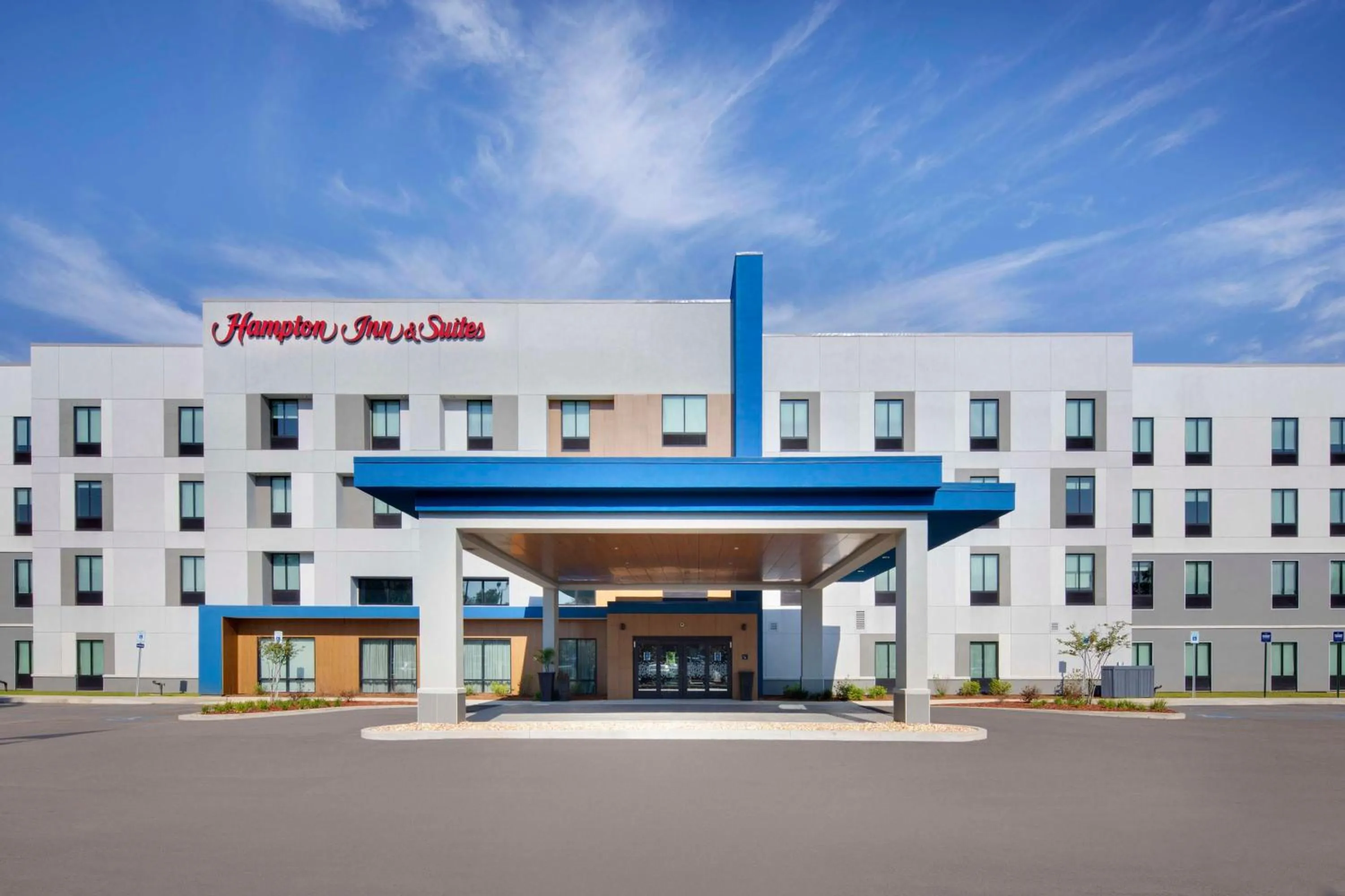 Property building in Hampton Inn & Suites D'Iberville Biloxi