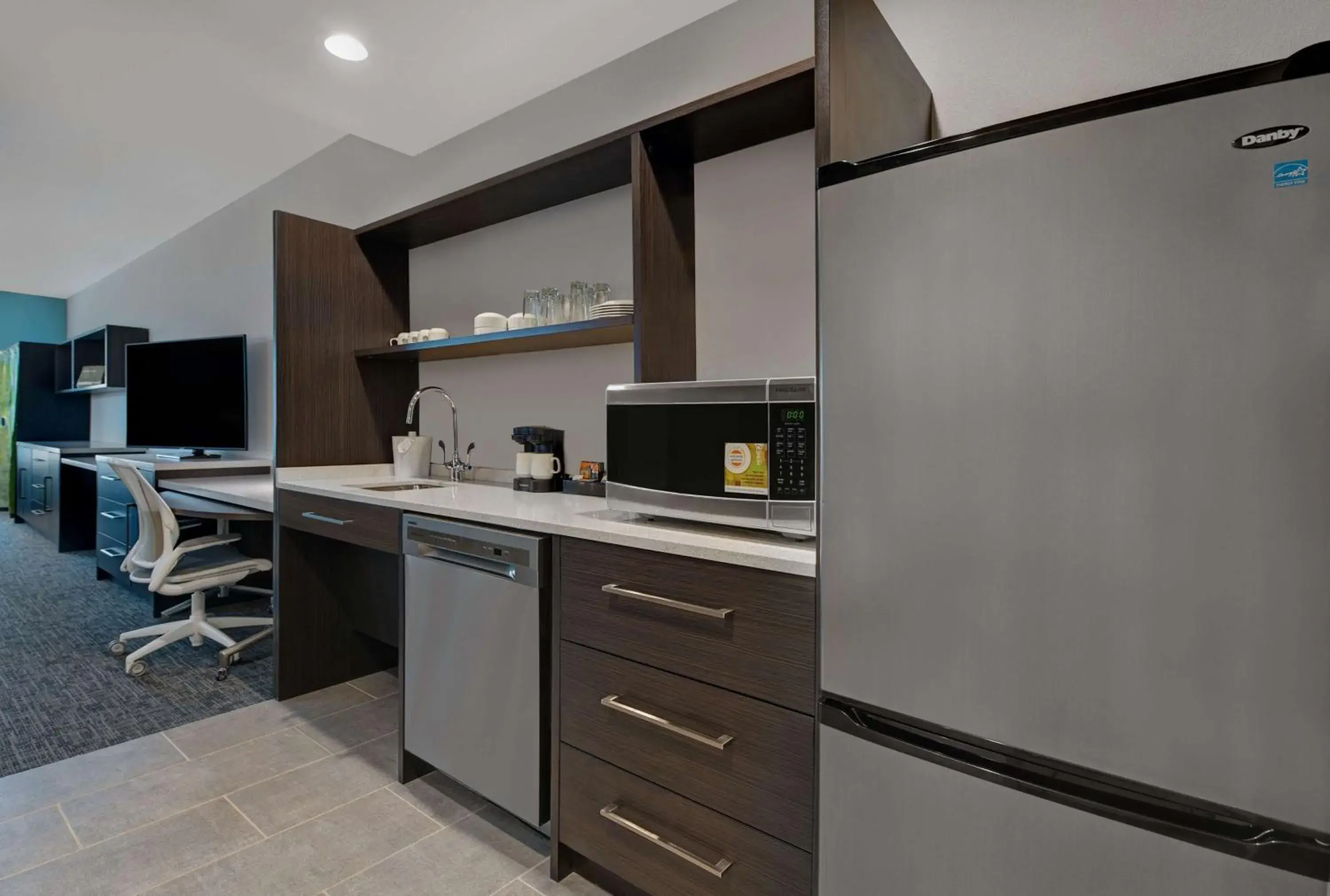 Bedroom in Home2 Suites By Hilton Memphis Wolfchase Galleria Bedroom in Home2 Suites By Hilton Memphis Wolfchase Galleria