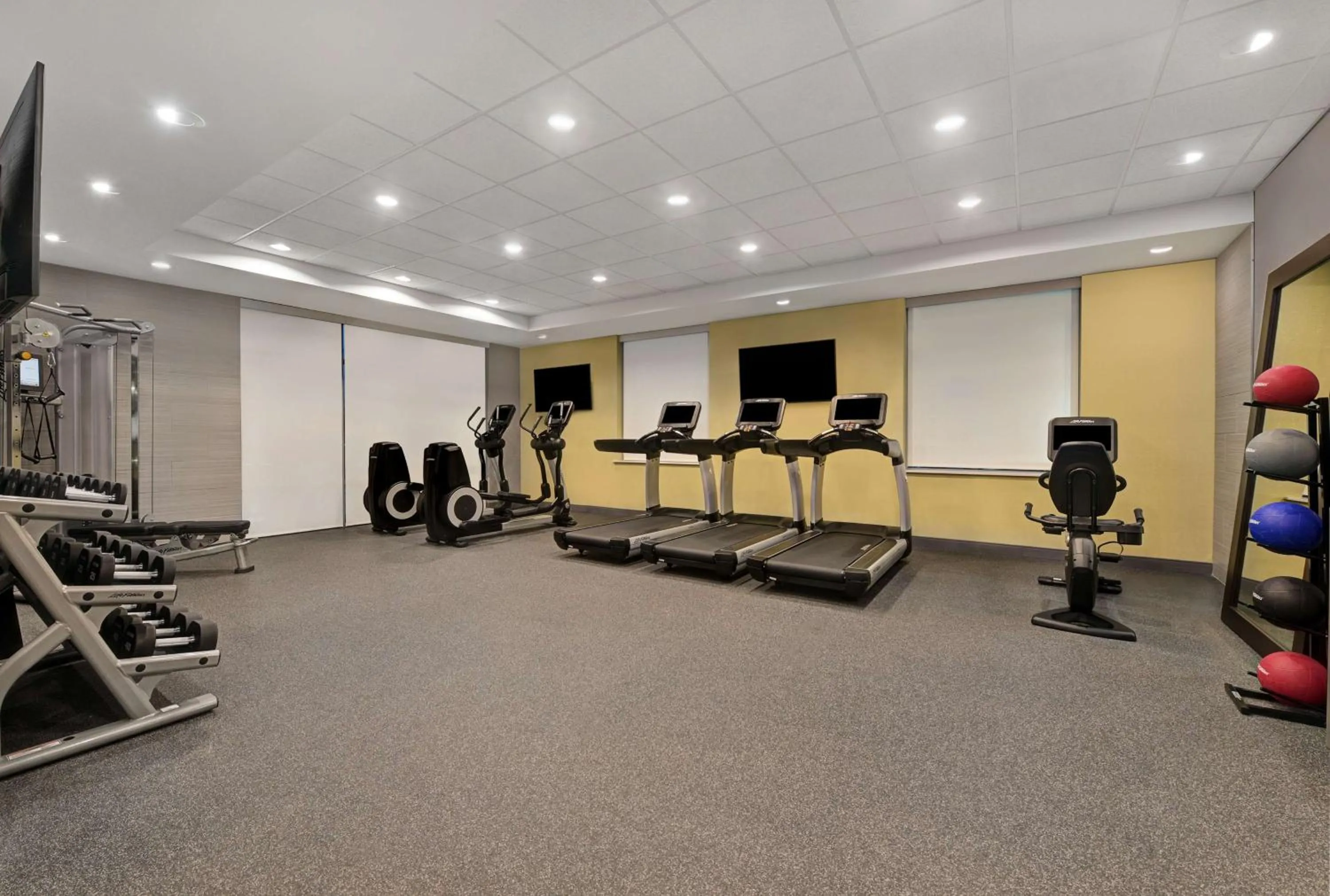 Fitness centre/facilities in Home2 Suites By Hilton Memphis Wolfchase Galleria