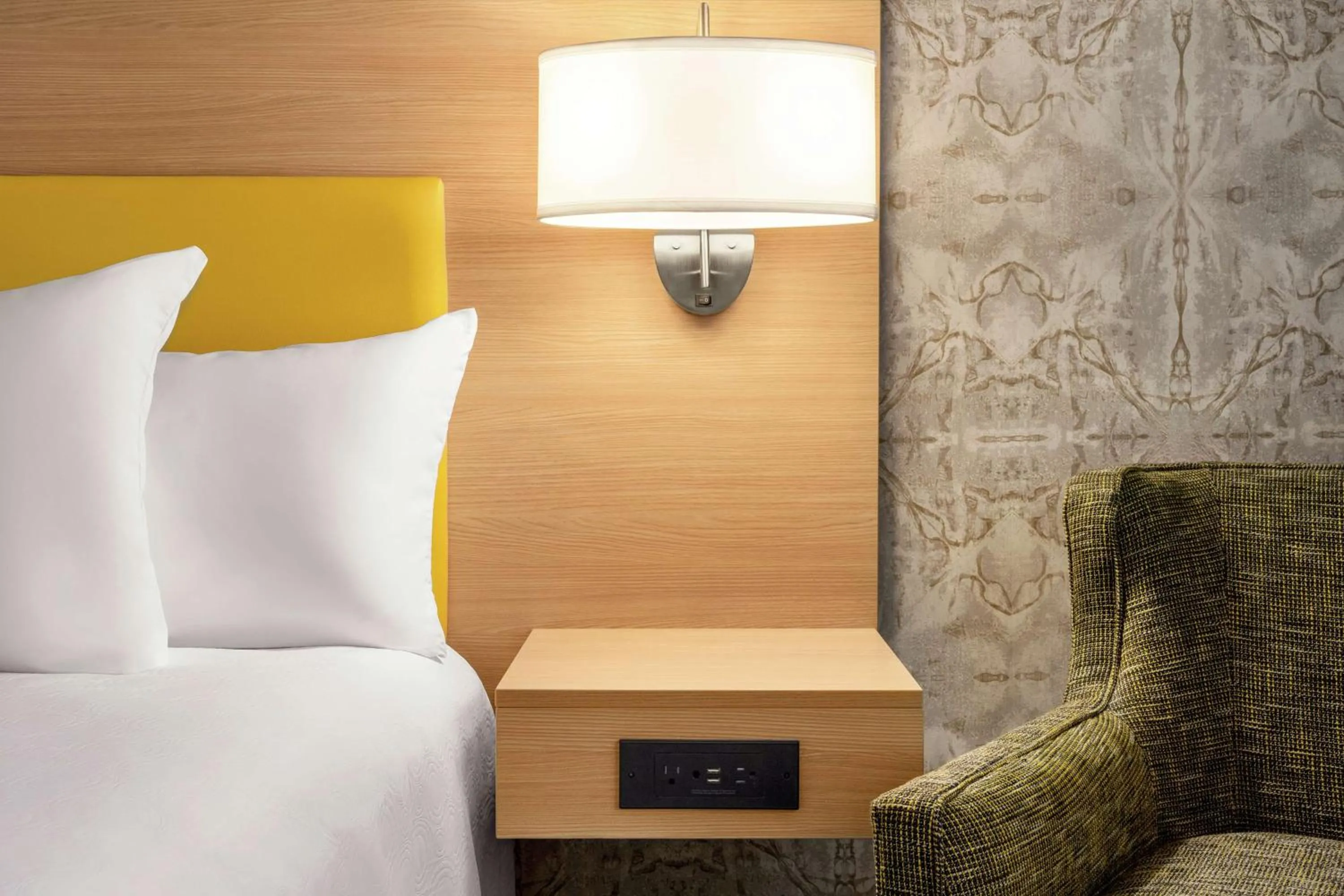 Bedroom, Bed in Home2 Suites By Hilton Glen Mills Chadds Ford