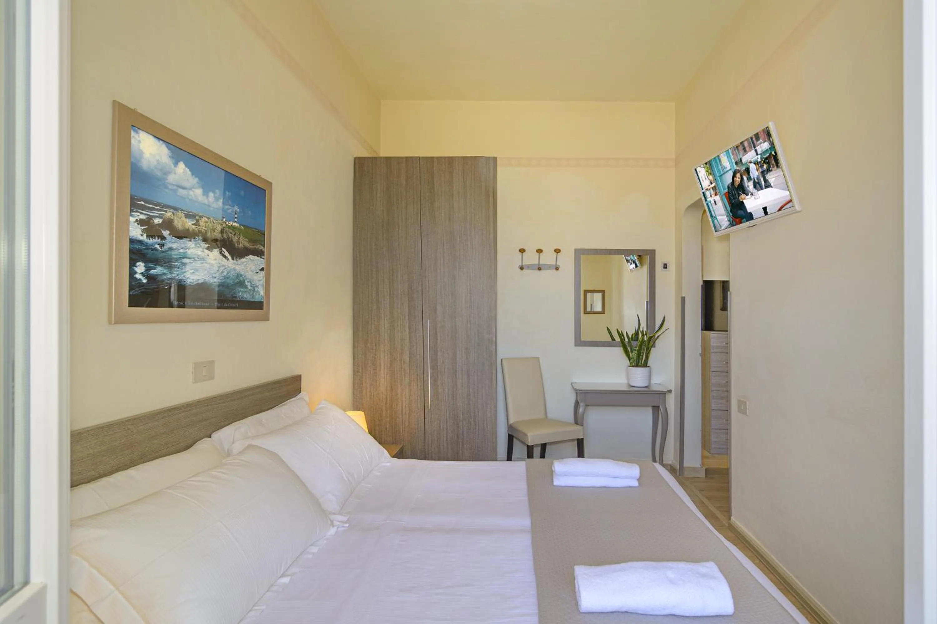 Double Room with Balcony and Sea View in Hotel Lungomare