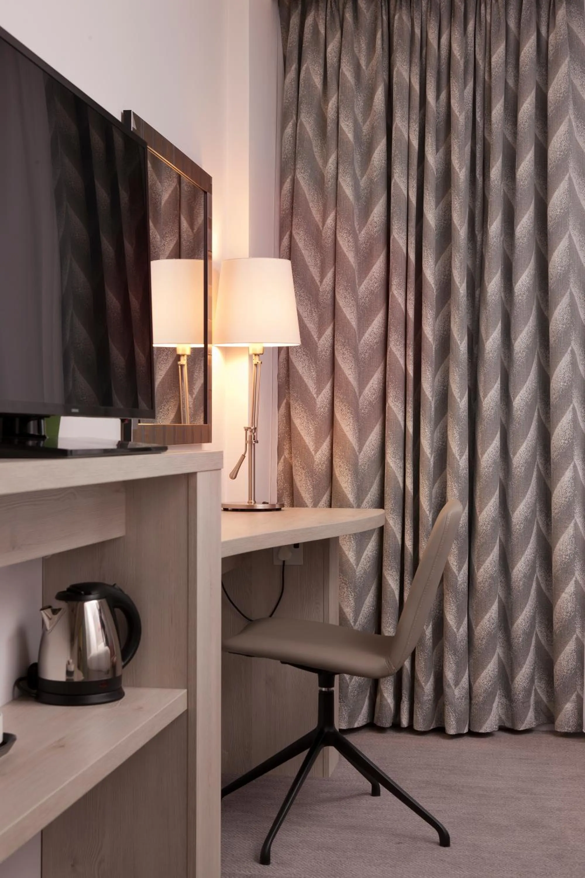 TV and multimedia in Hampton By Hilton Leeds City Centre