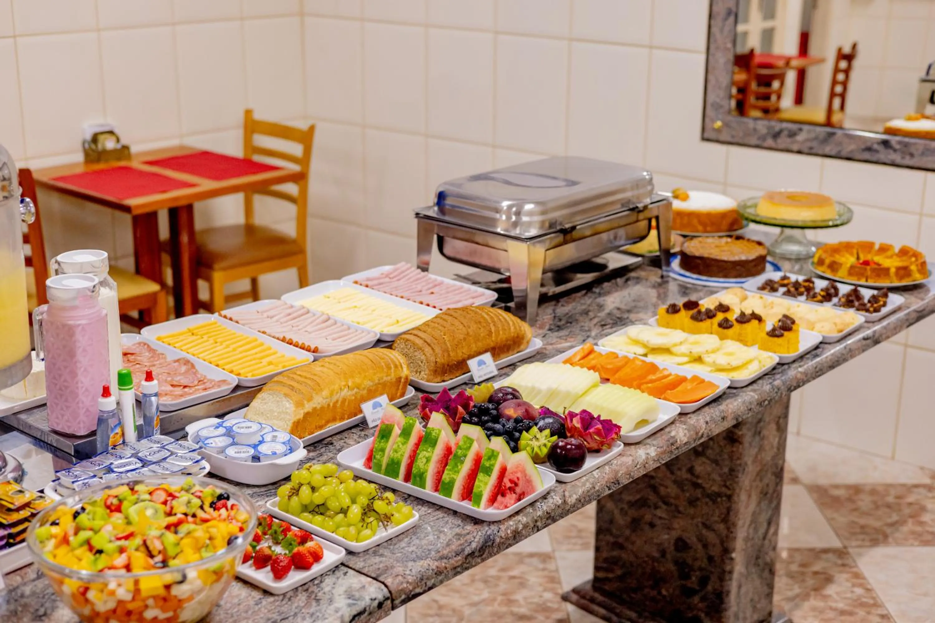 Breakfast in Grande Hotel Bragança