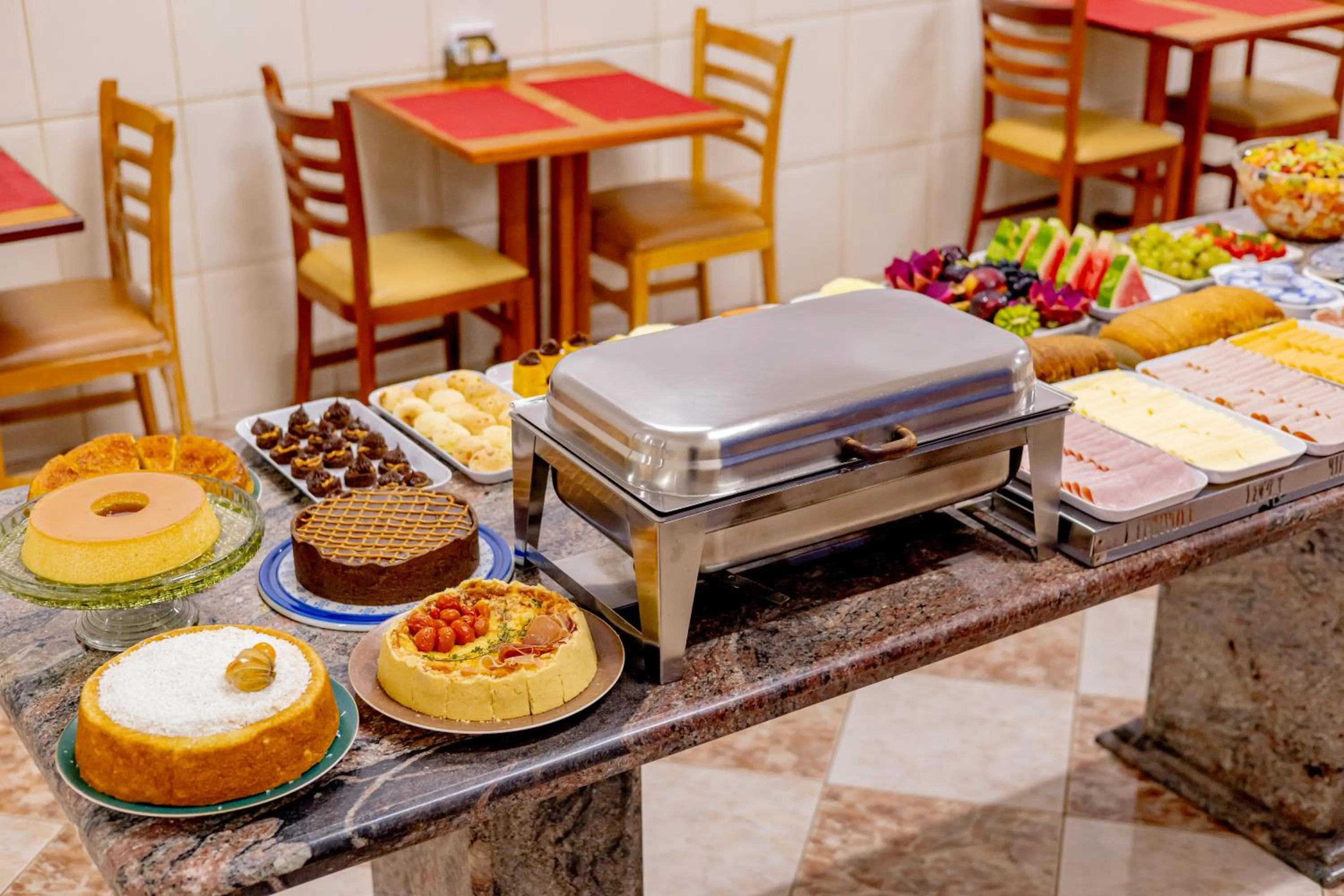 Breakfast in Grande Hotel Bragança