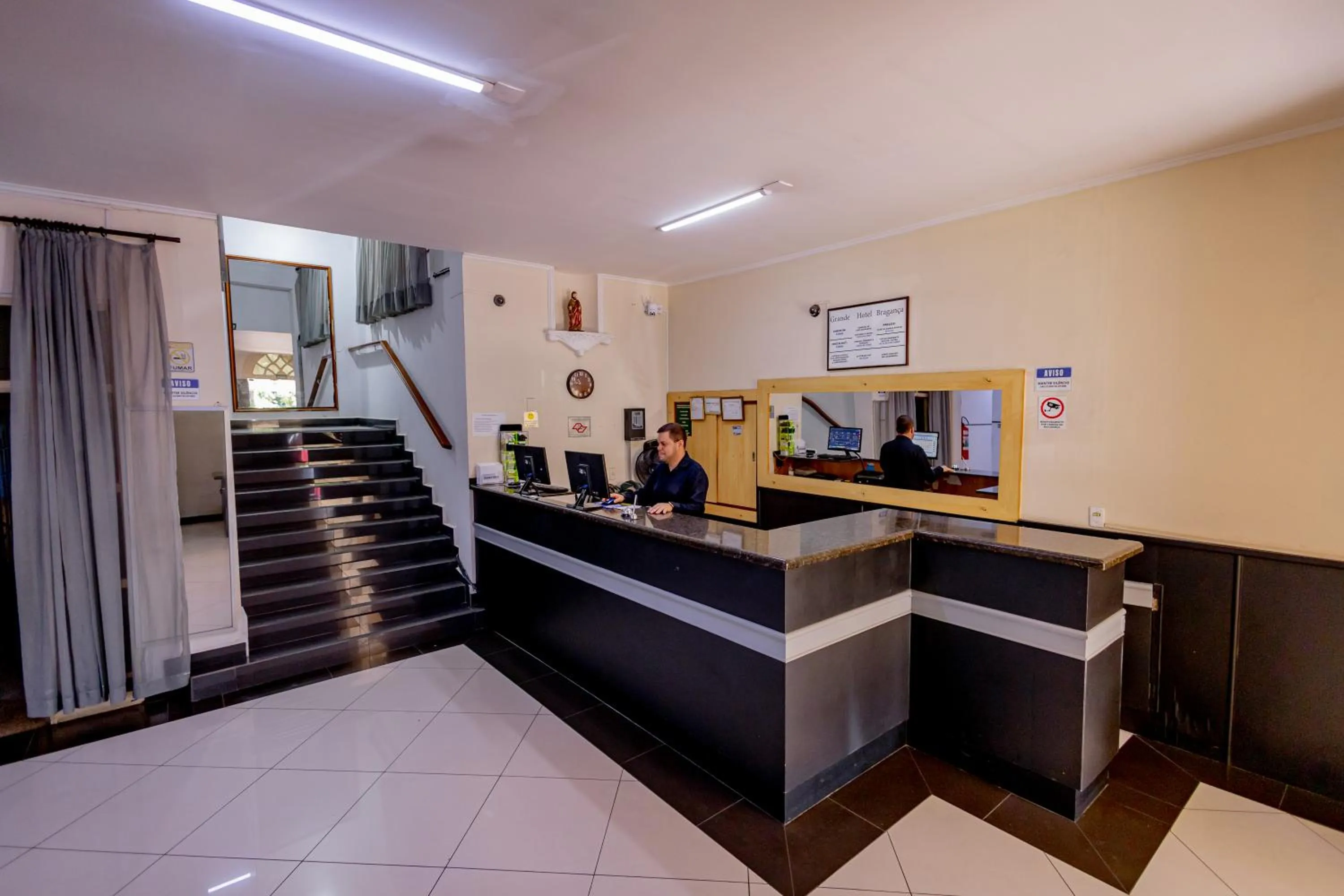 Lobby or reception in Grande Hotel Bragança