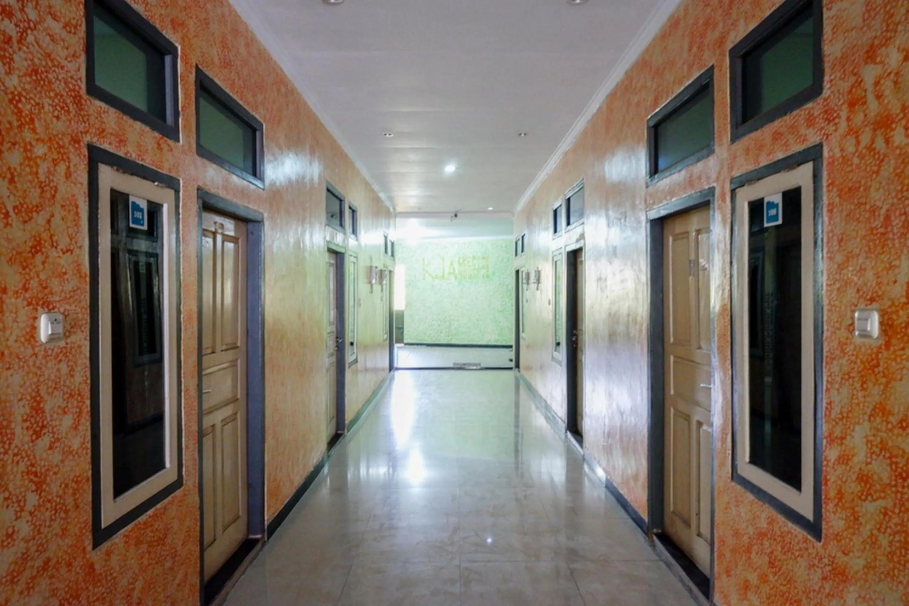 Other in RedDoorz near GOR Wisanggeni