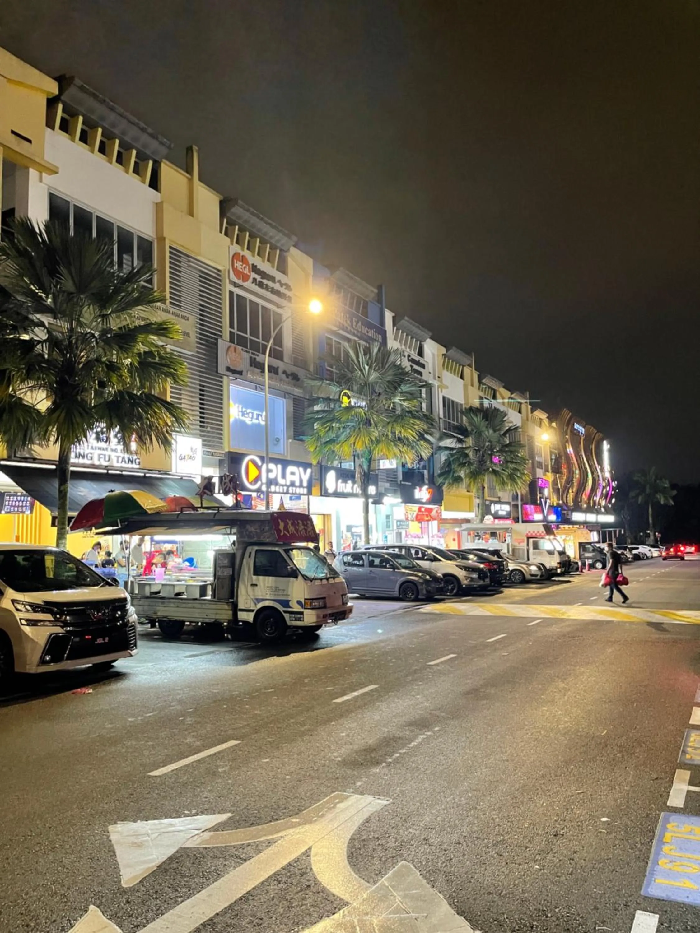 Property building in ZZZ SLEEP MODE CAPSULE