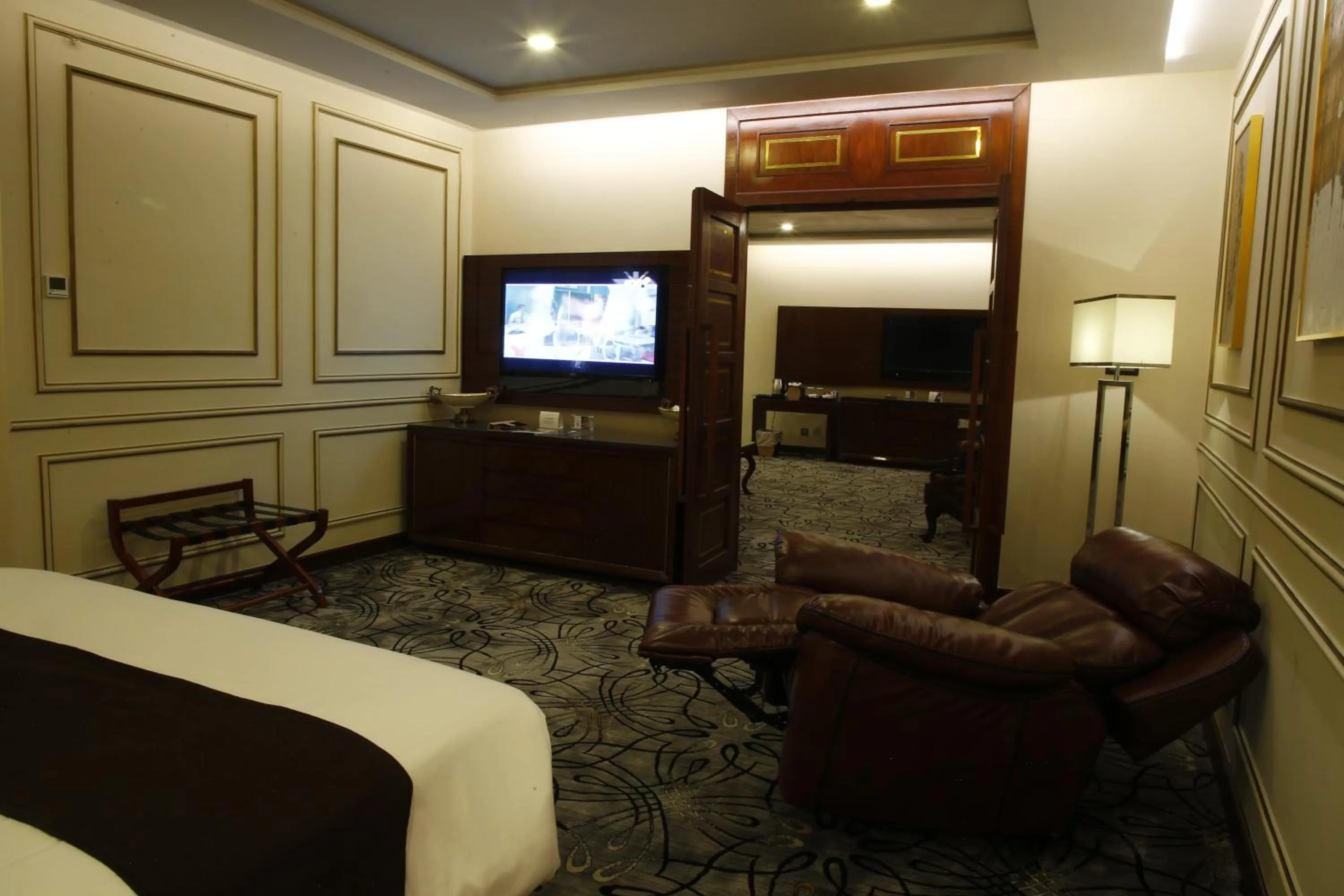 Bed in Royal Swiss Lahore