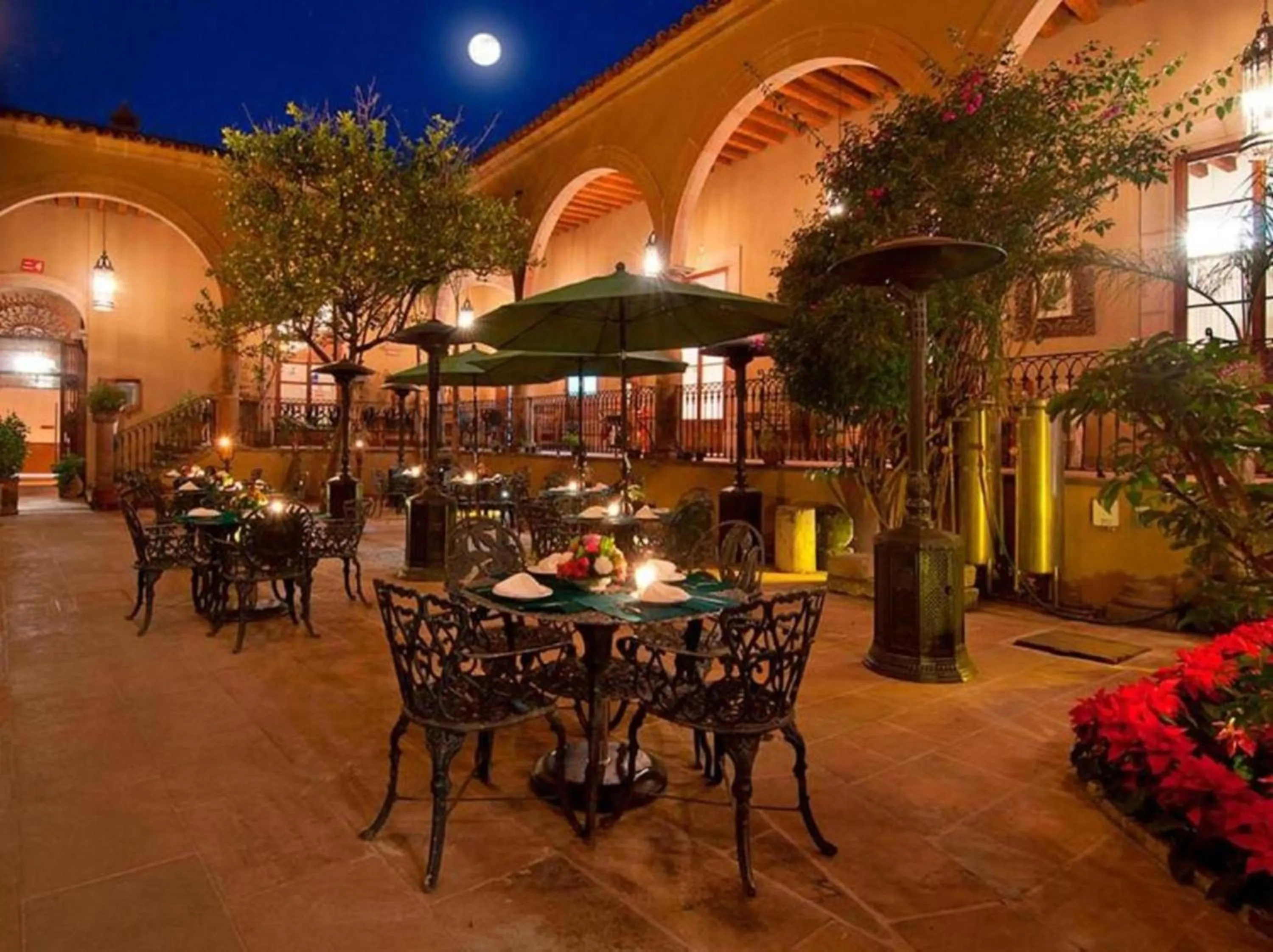 Property building in Mansion de los Sueños