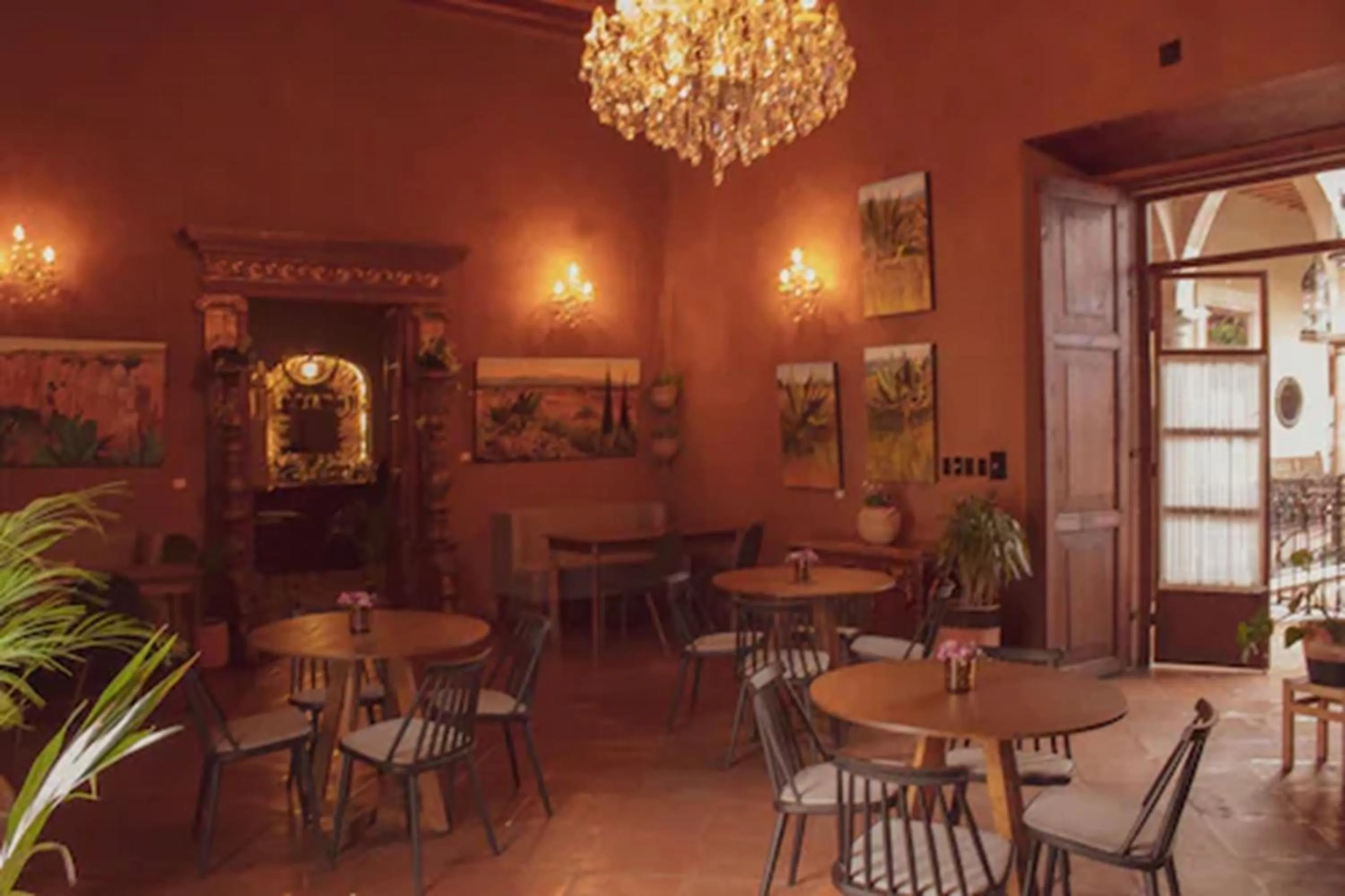 Restaurant/places to eat in Mansion de los Sueños