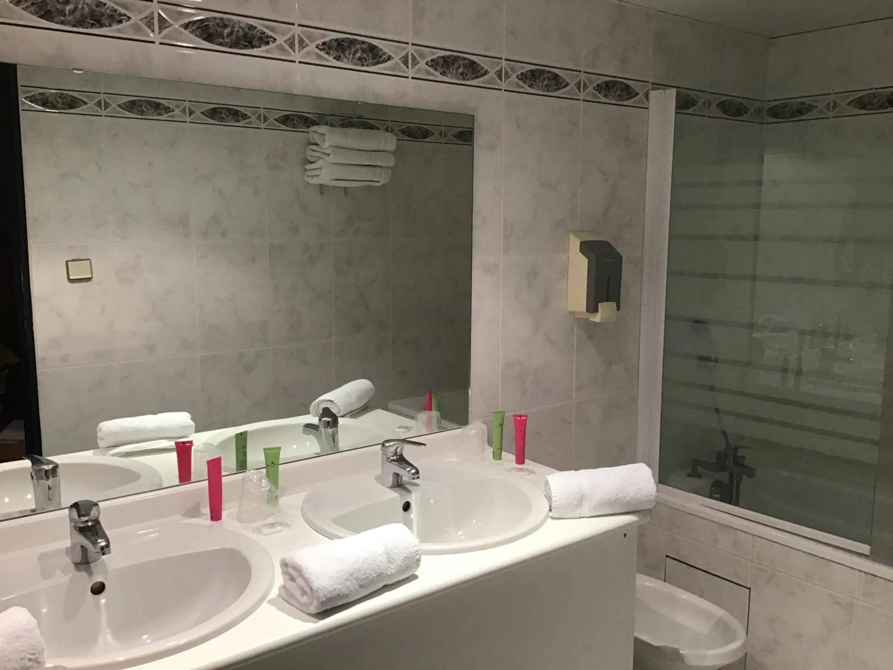 Bathroom in Hôtel Angelic