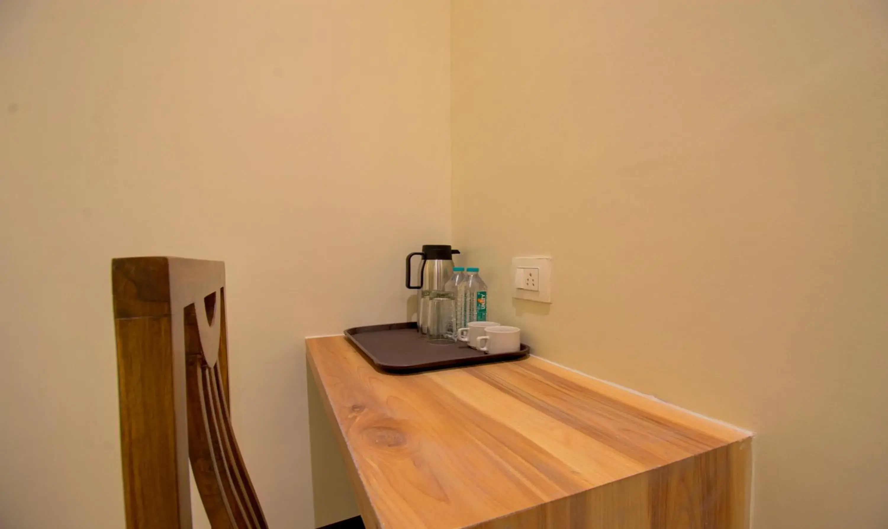 Breakfast in Hotel Amisha International Breakfast in Hotel Amisha International