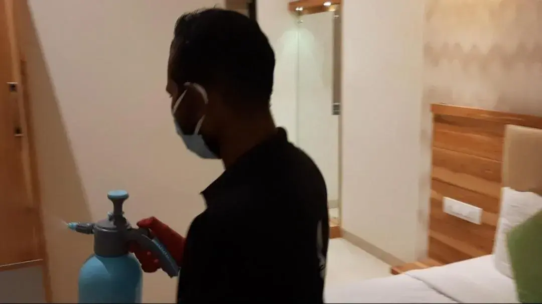 Bed in Hotel Amisha International Bed in Hotel Amisha International