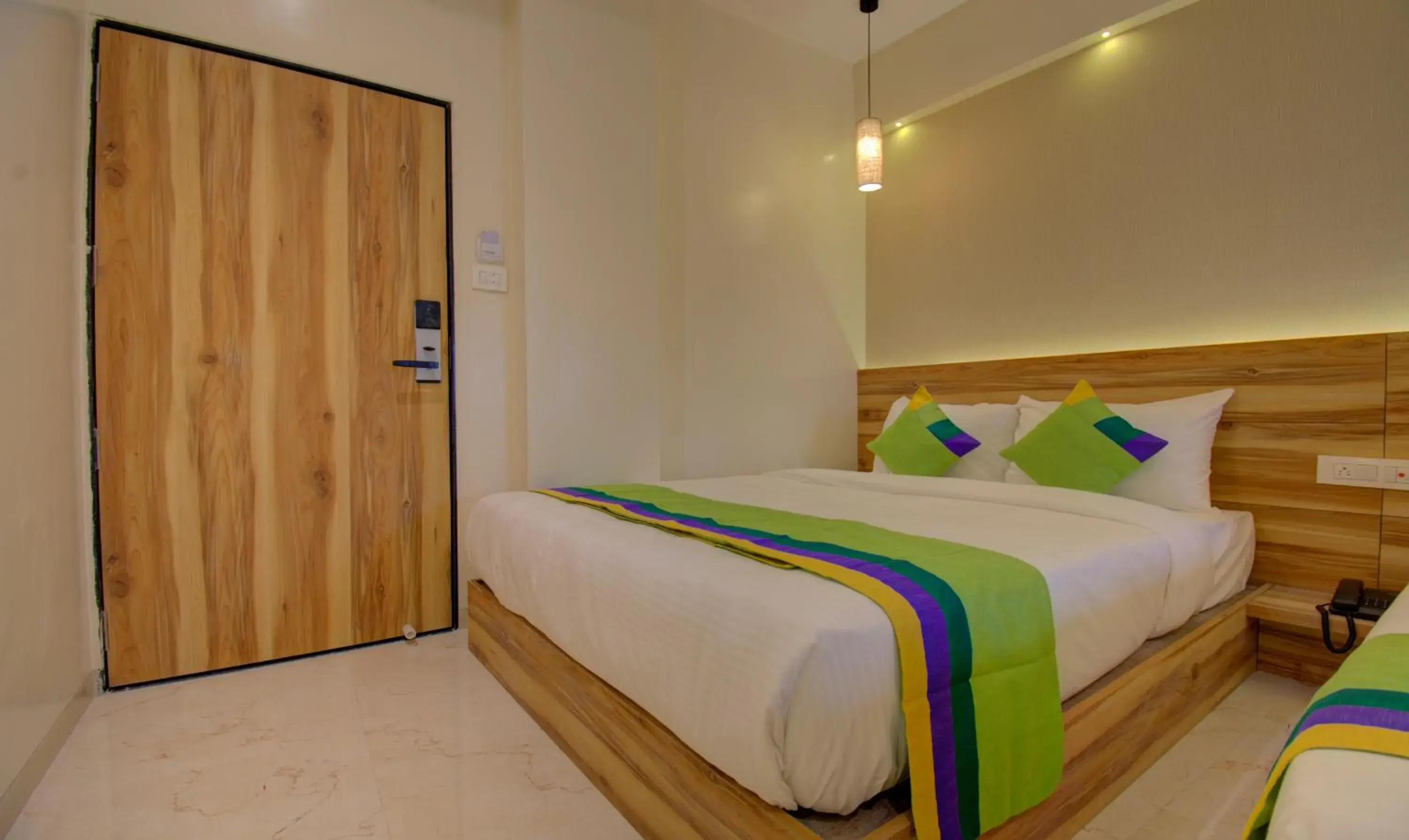 Bed in Hotel Amisha International Bed in Hotel Amisha International