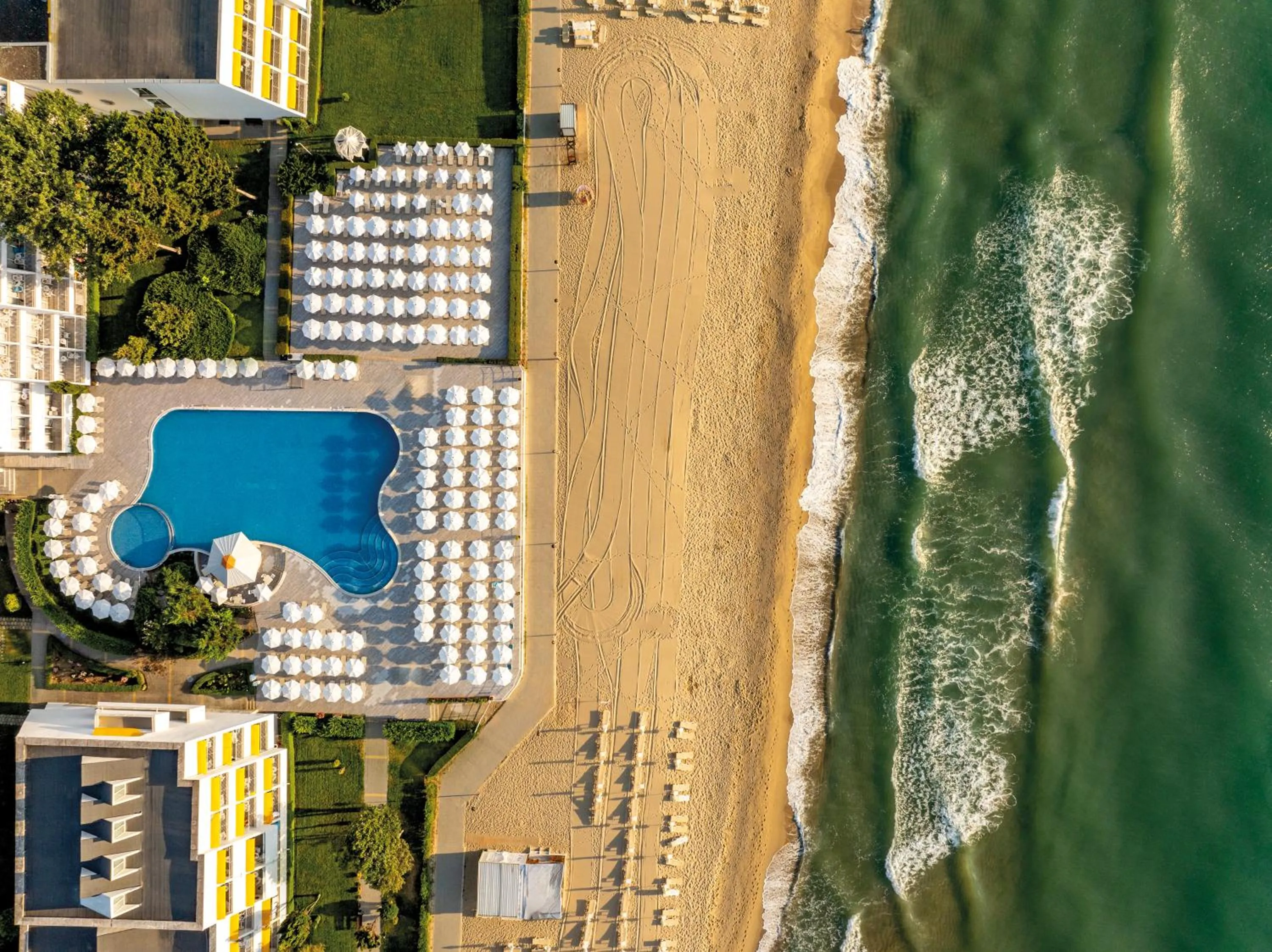 Day in AluaSun Helios Beach - All Inclusive