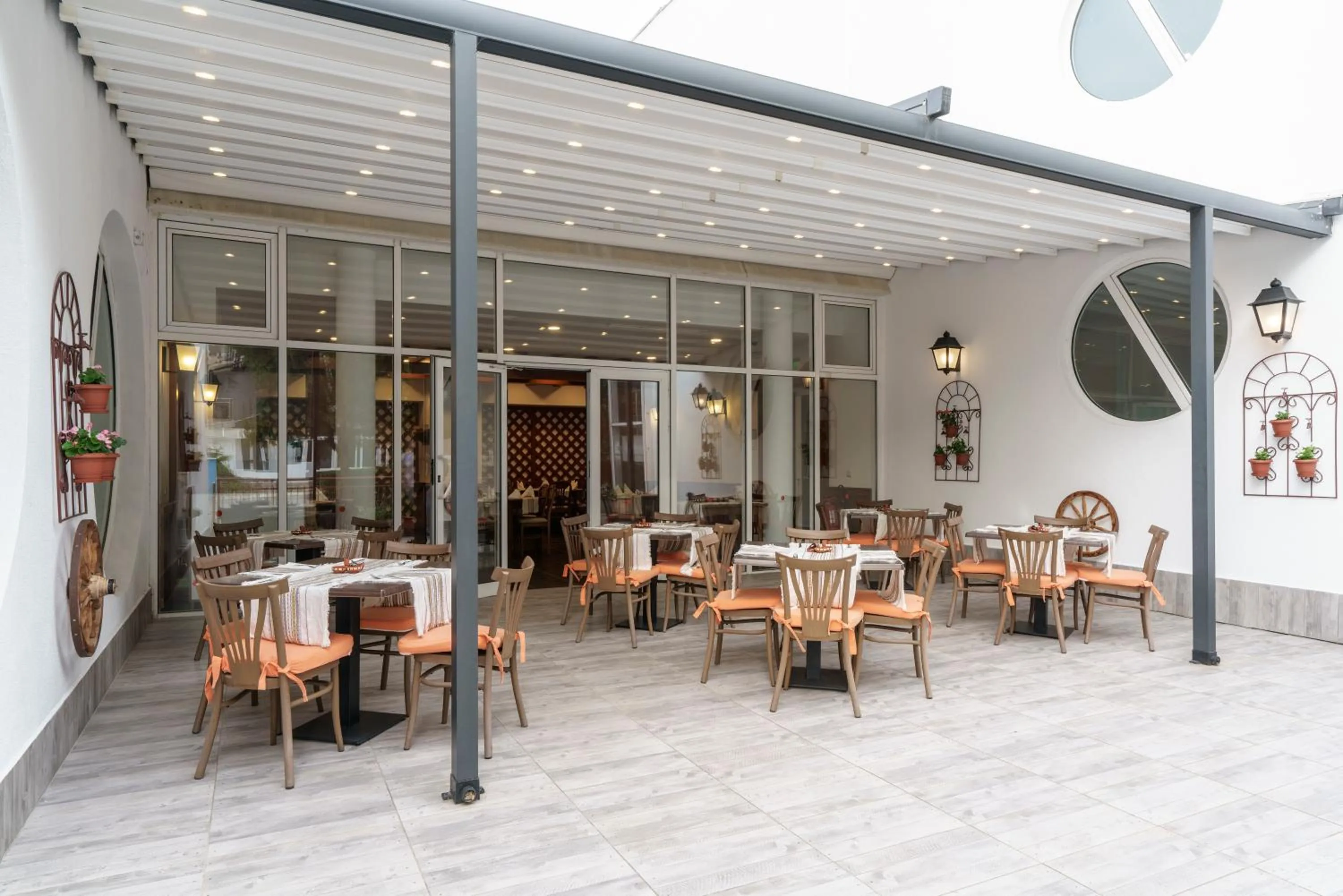 Restaurant/places to eat in AluaSun Helios Beach - All Inclusive