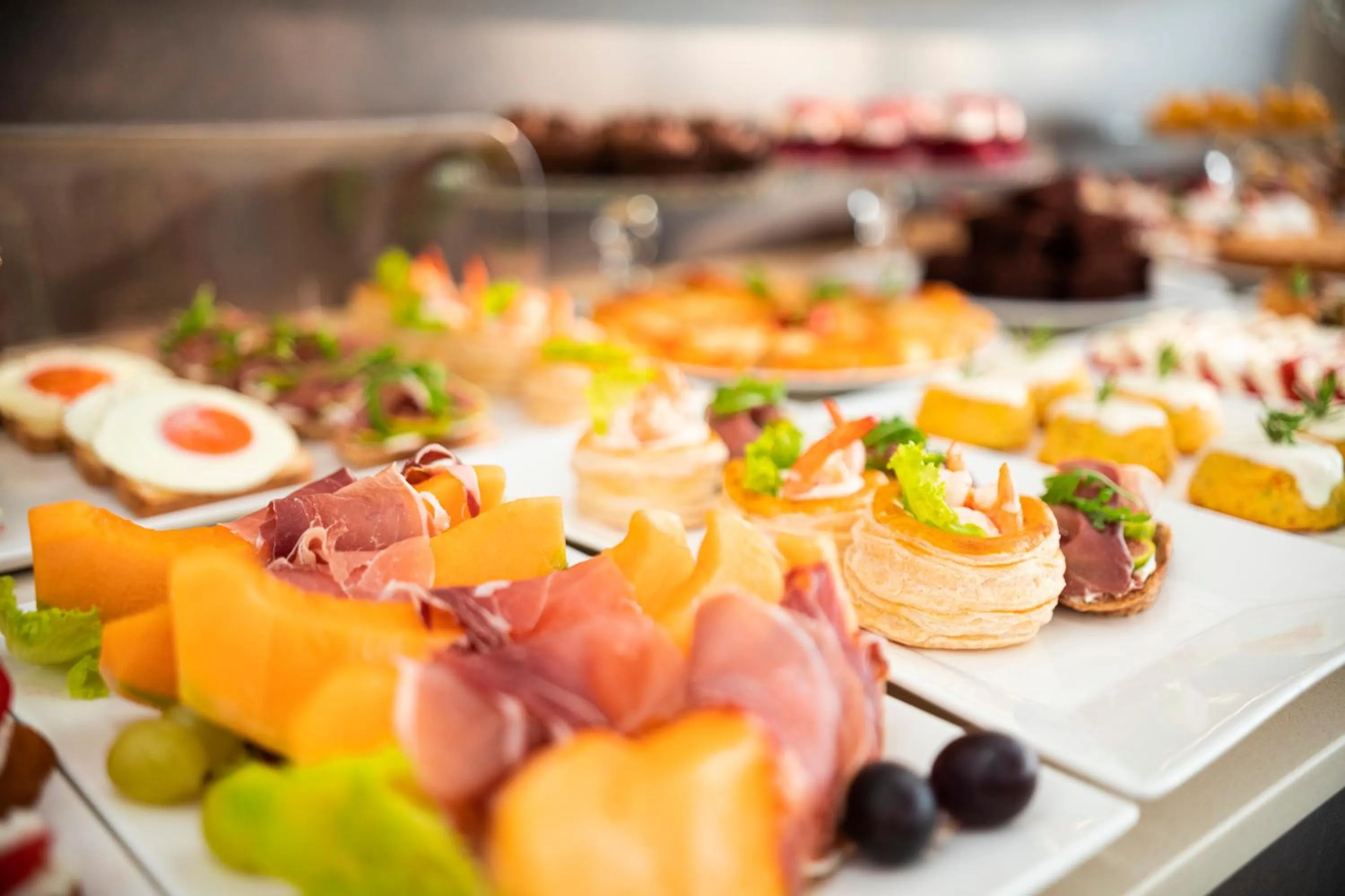 Buffet breakfast in Hotel Villa Augustea