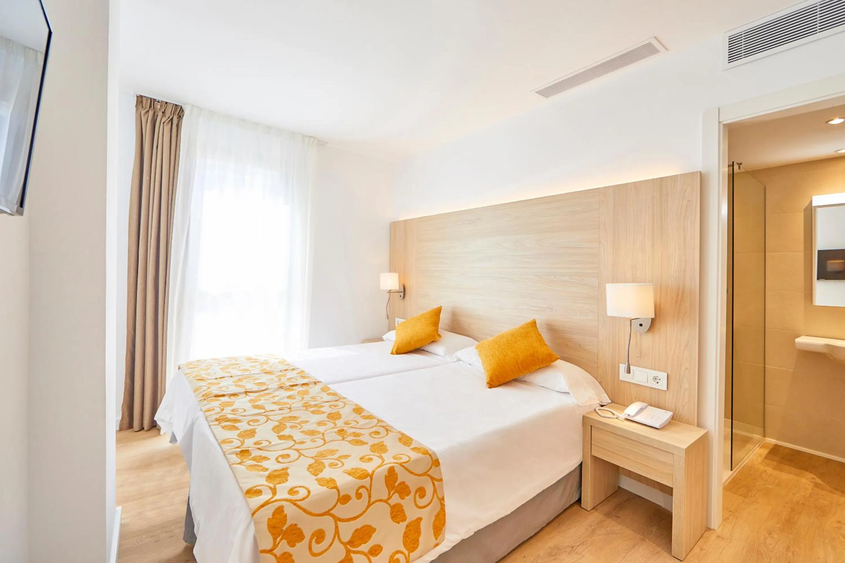 Bed in Hotel Ilusion Moreyo - Adults Only