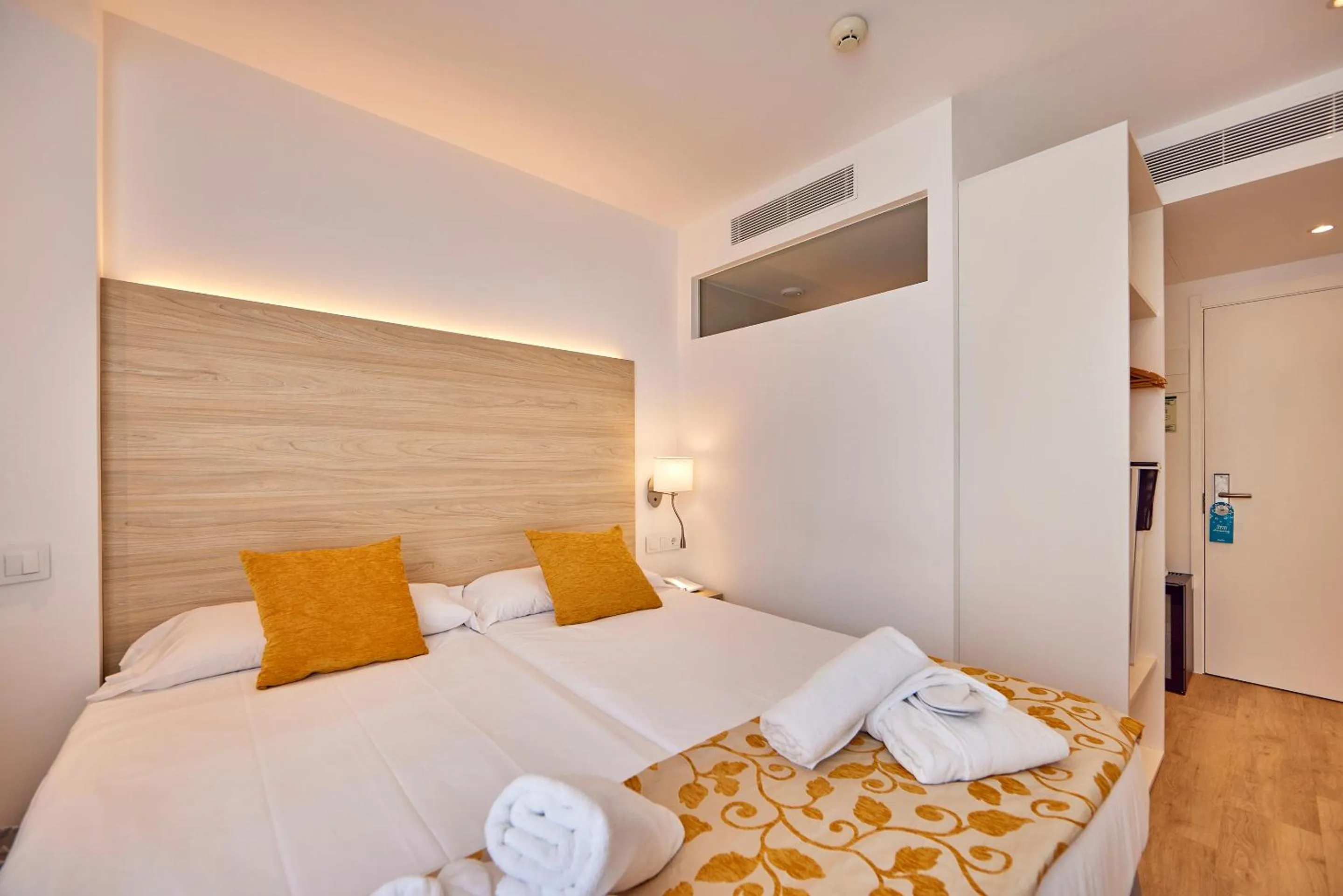 Bed in Hotel Ilusion Moreyo - Adults Only