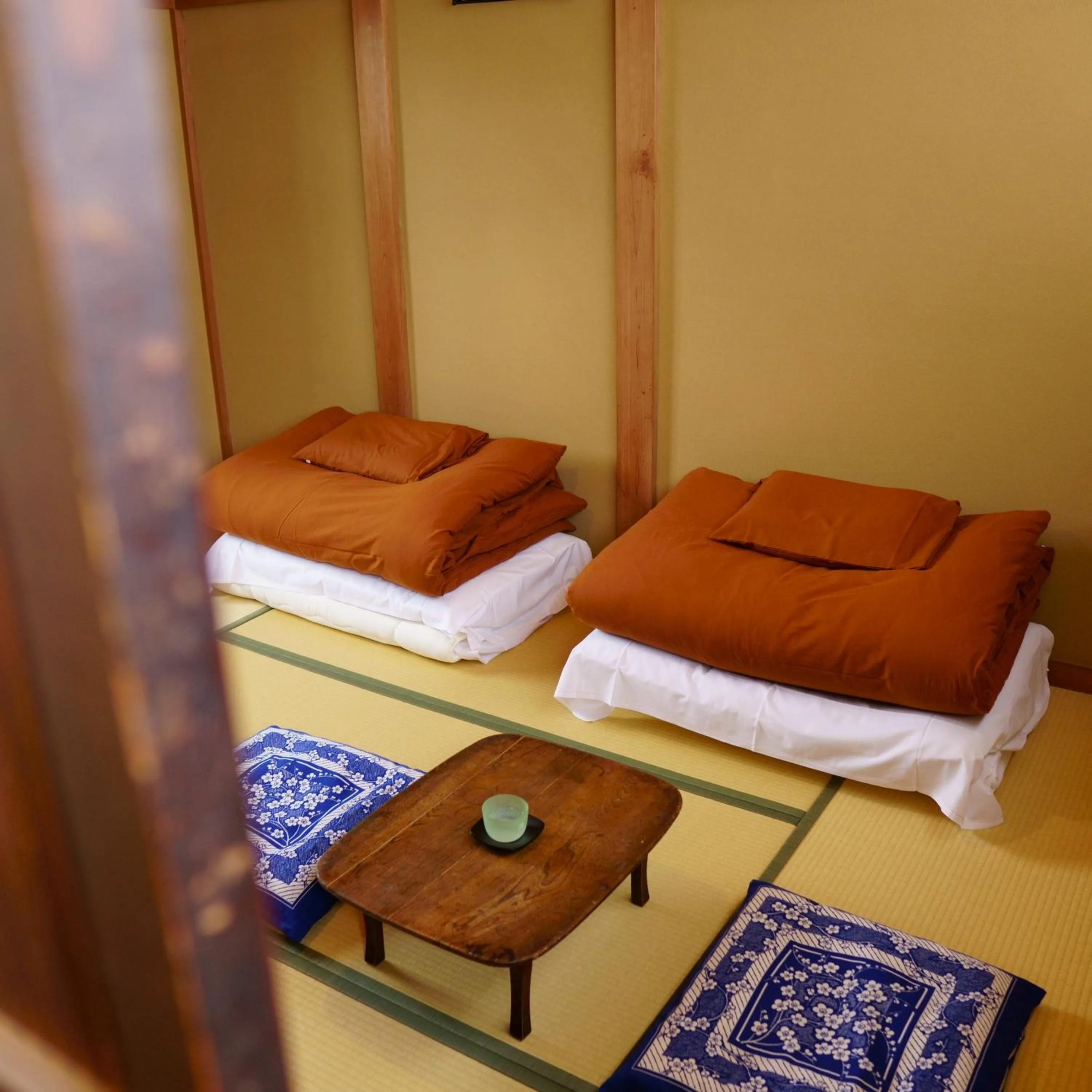 Photo of the whole room, Bed in Kinoya Hostel