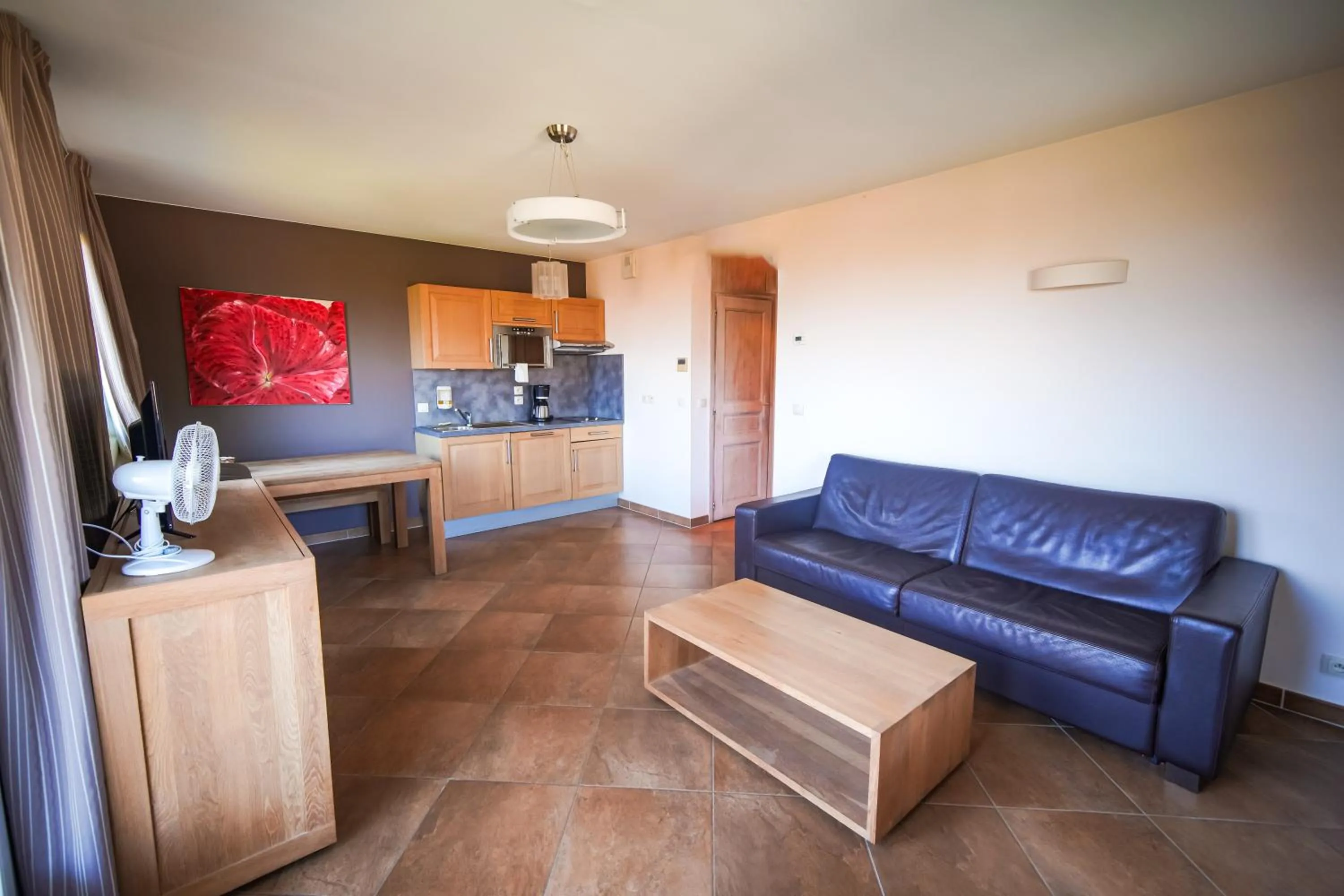 Kitchen or kitchenette in Residence Les Chataigniers
