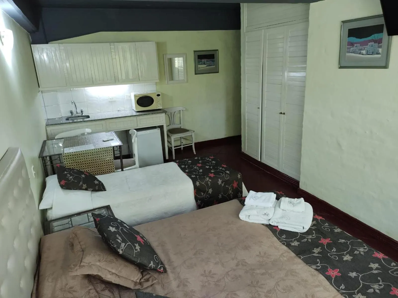 Coffee/tea facilities, Bed in Plaza Milenium