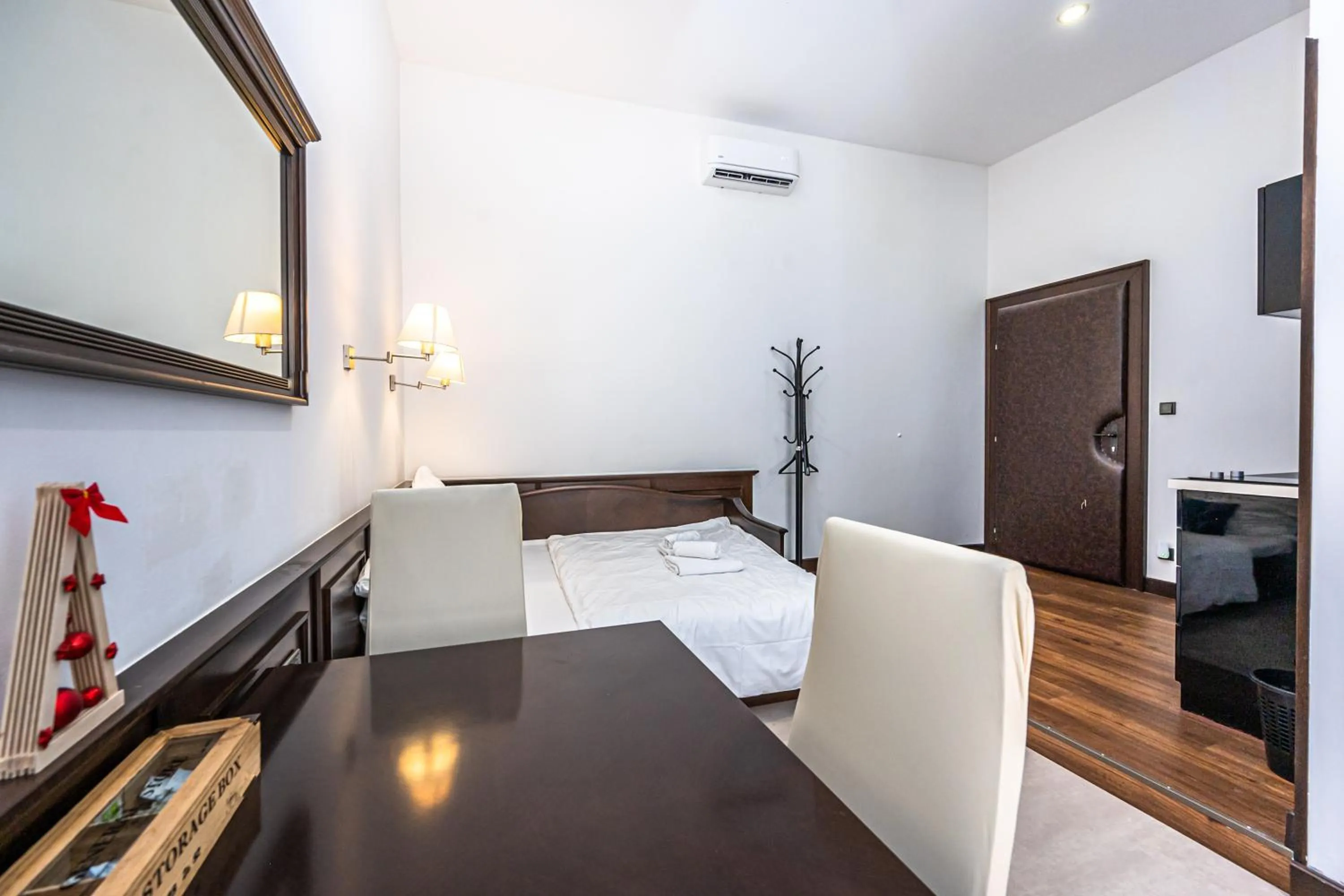 Bedroom, Bed in Apartrezidence Opletalova