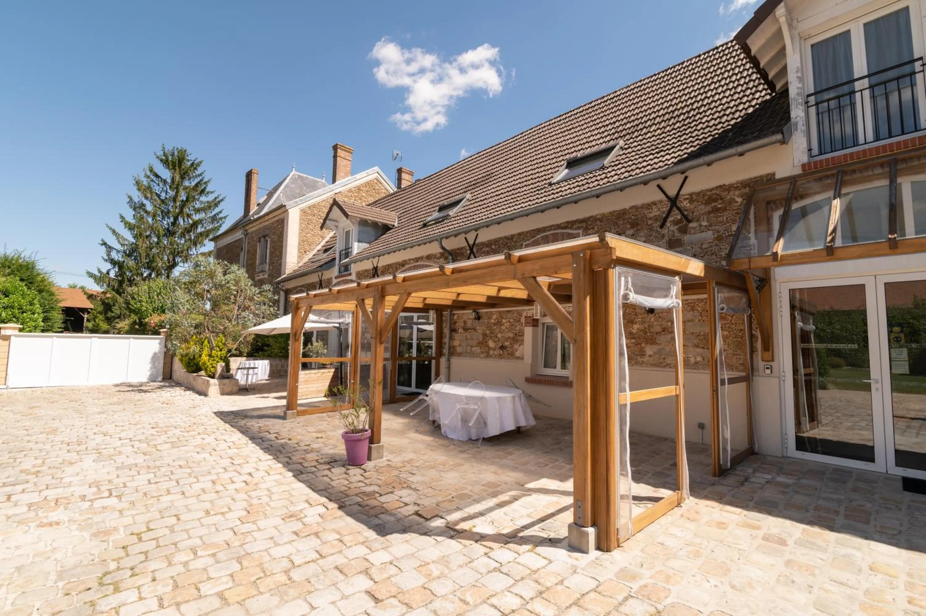 Domaine d'Auxonnettes Chambres d'Hôtes et Gîtes