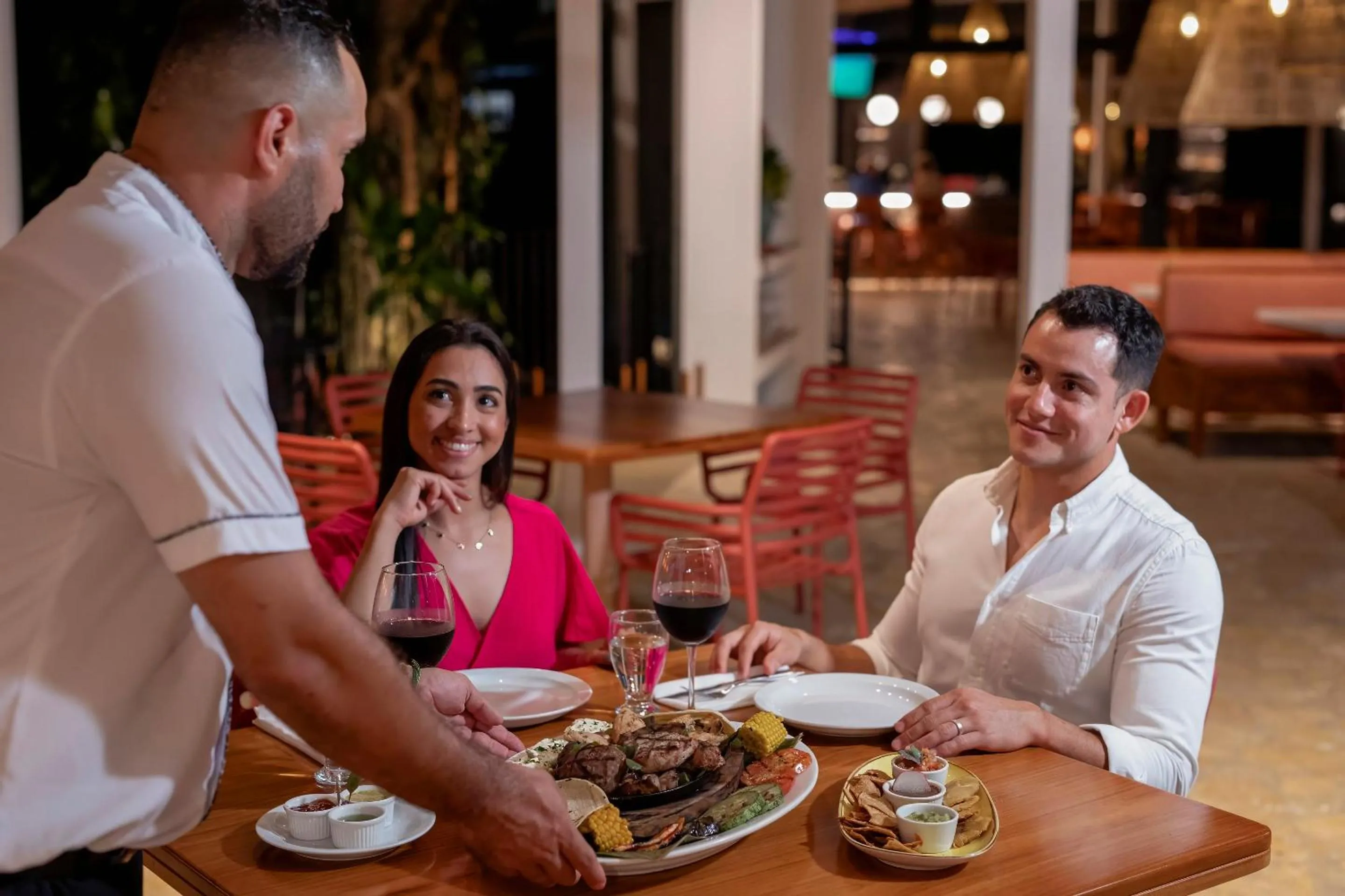 Restaurant/places to eat in Hotel Arenal Kioro Suites & Spa