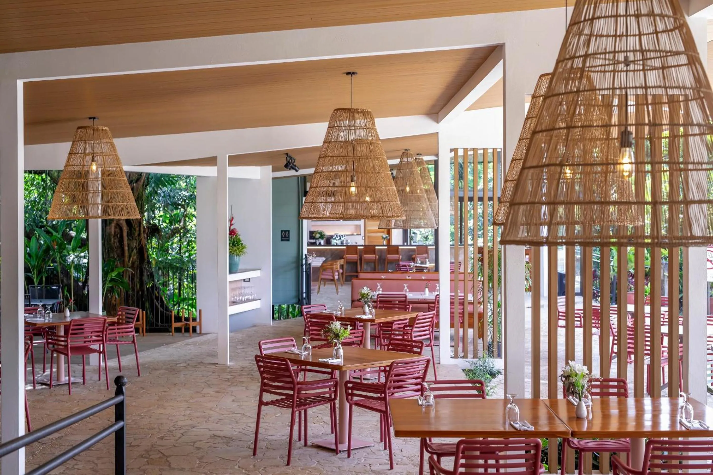 Restaurant/places to eat in Hotel Arenal Kioro Suites & Spa