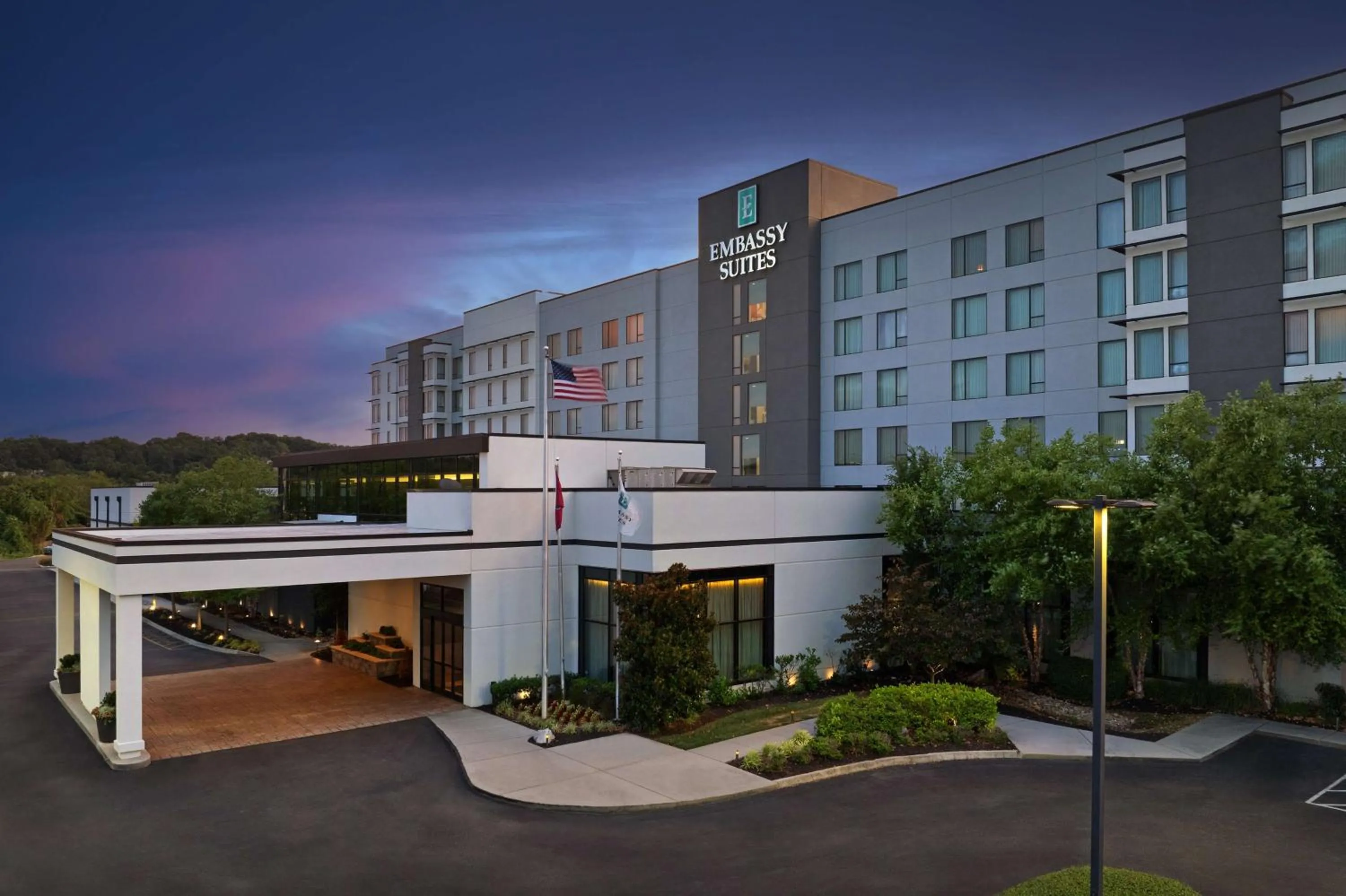 Property building in Embassy Suites by Hilton Knoxville West