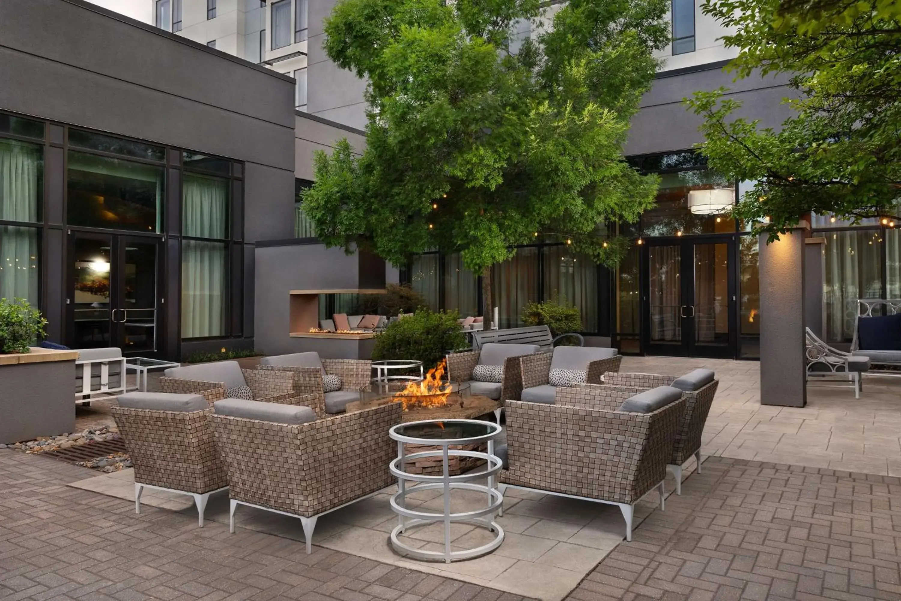 Inner courtyard view in Embassy Suites by Hilton Knoxville West Inner courtyard view in Embassy Suites by Hilton Knoxville West