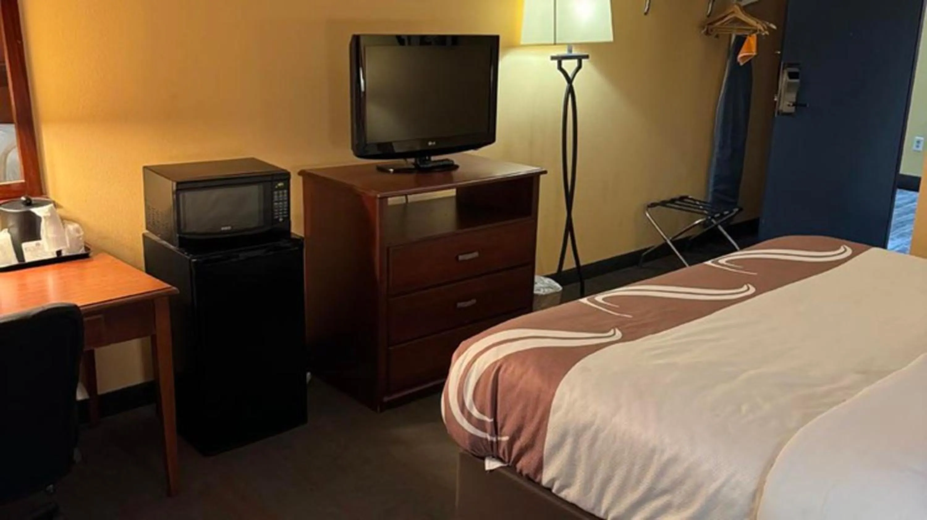 Bed in Appalachian Hotel