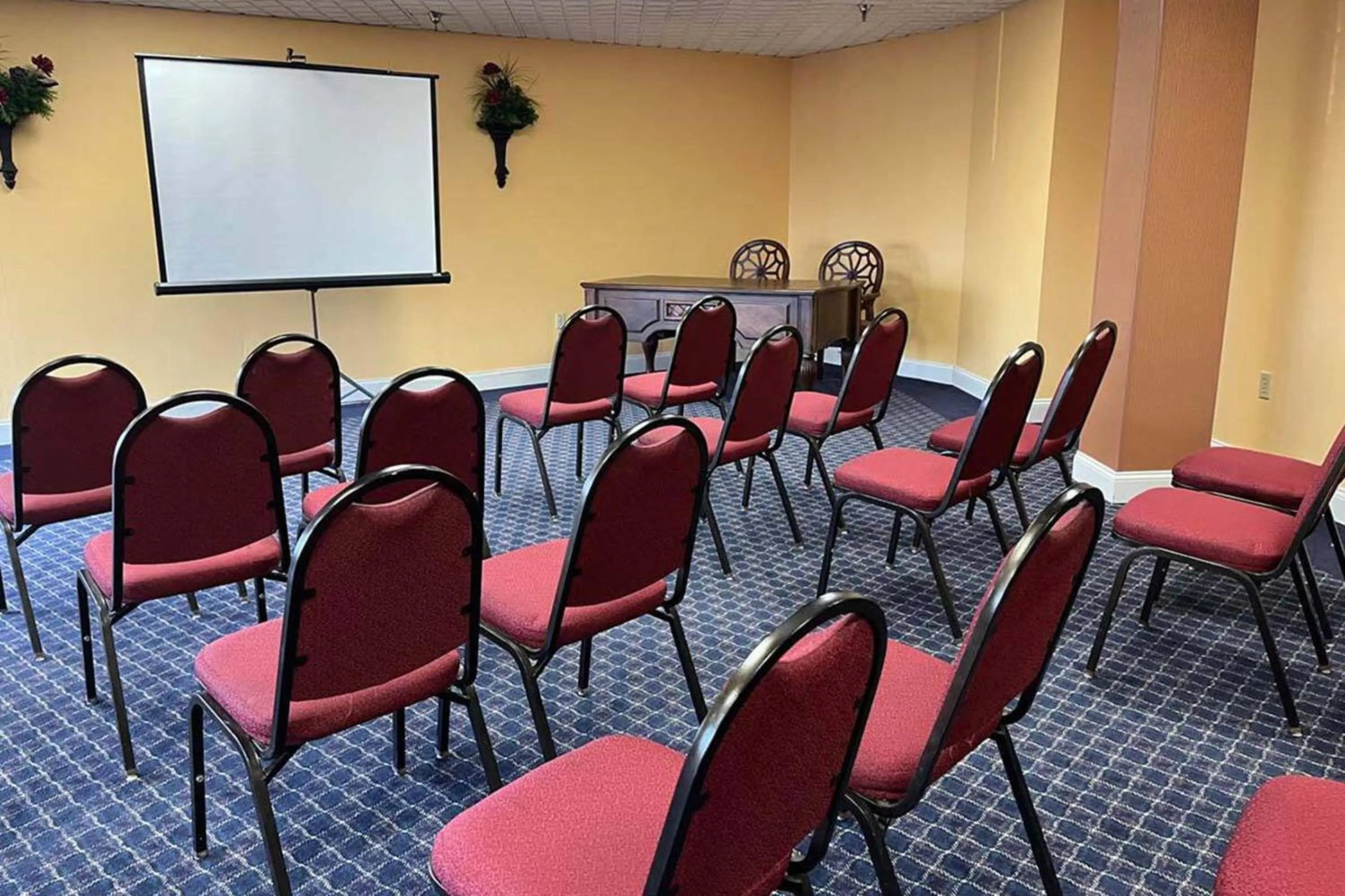 Meeting/conference room in Appalachian Hotel