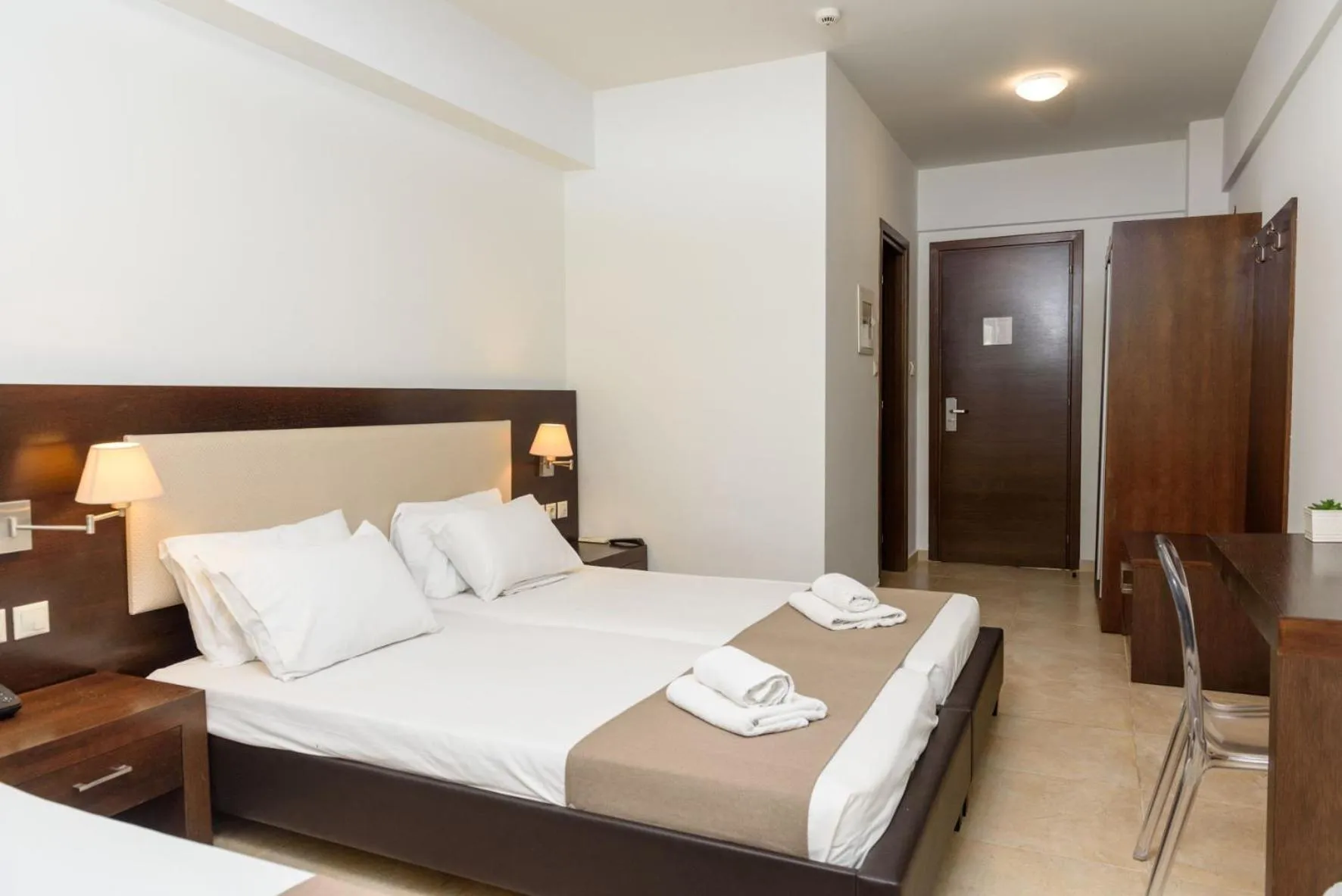 Bed in Hotel Giannoulis