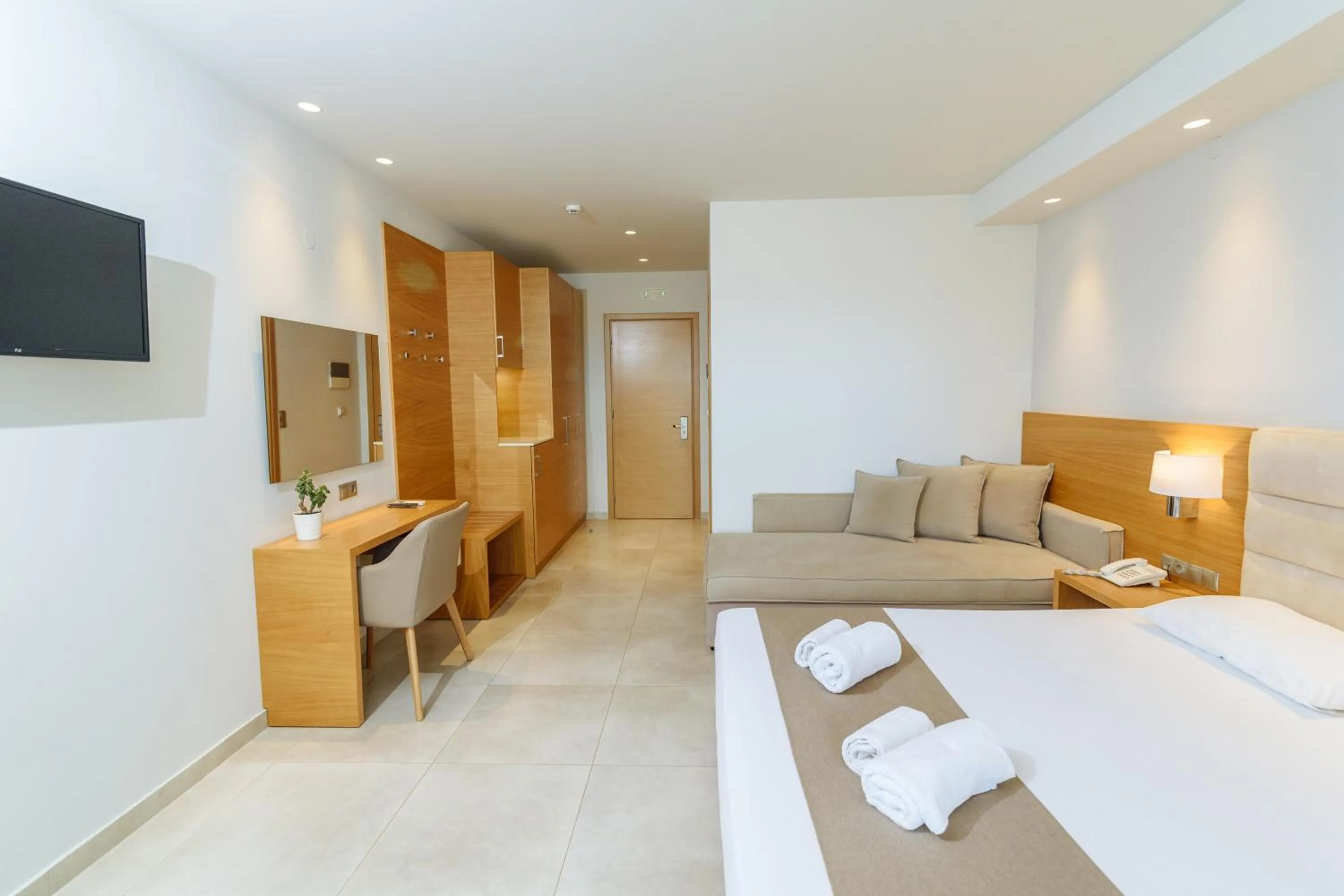 Bed in Hotel Giannoulis