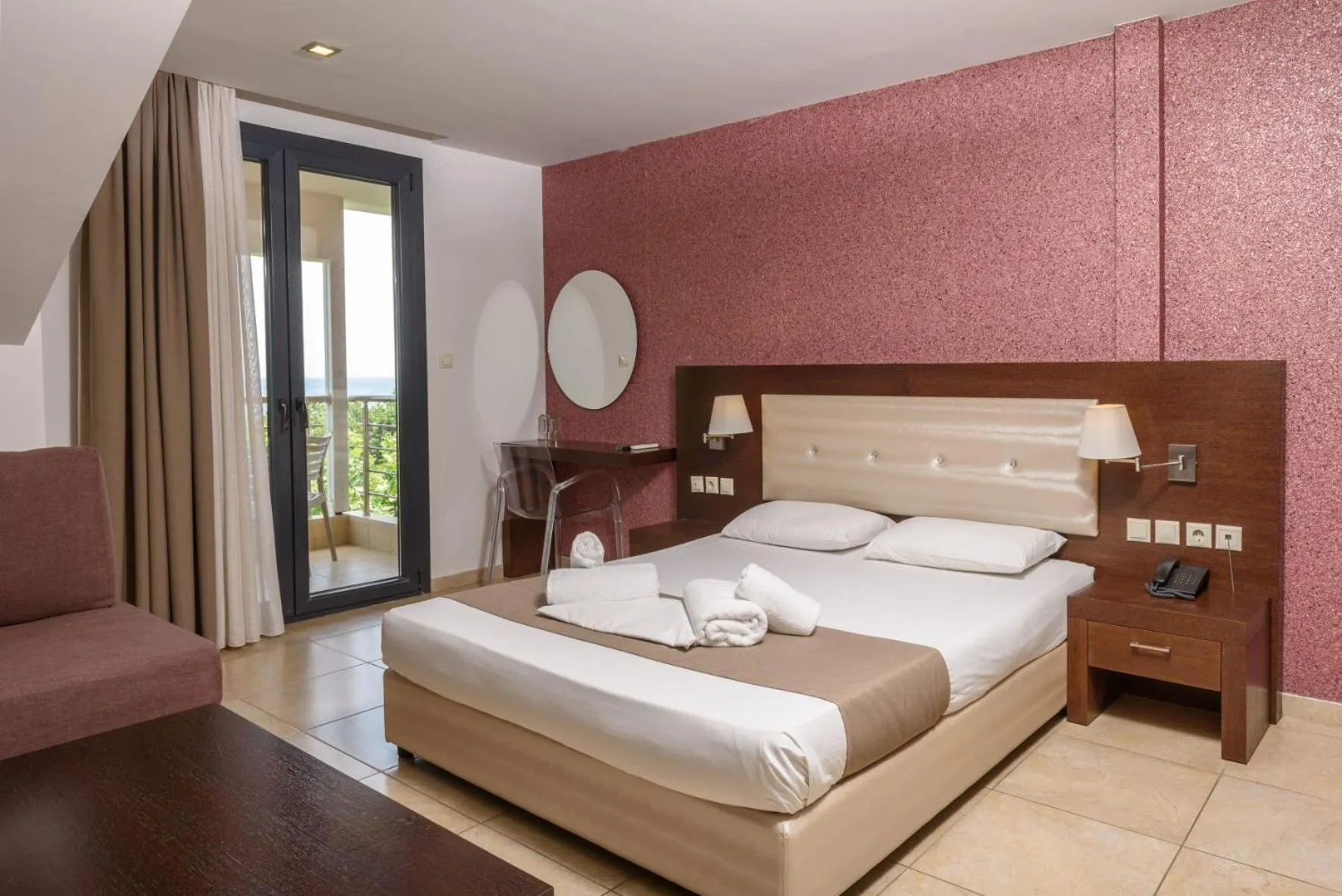 Bed in Hotel Giannoulis