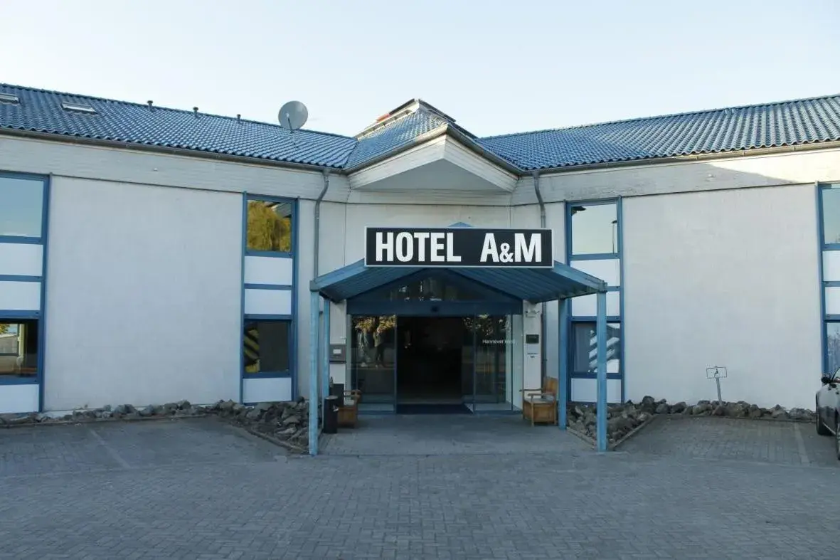 A&M Hotel Barsinghausen A&M Hotel Barsinghausen