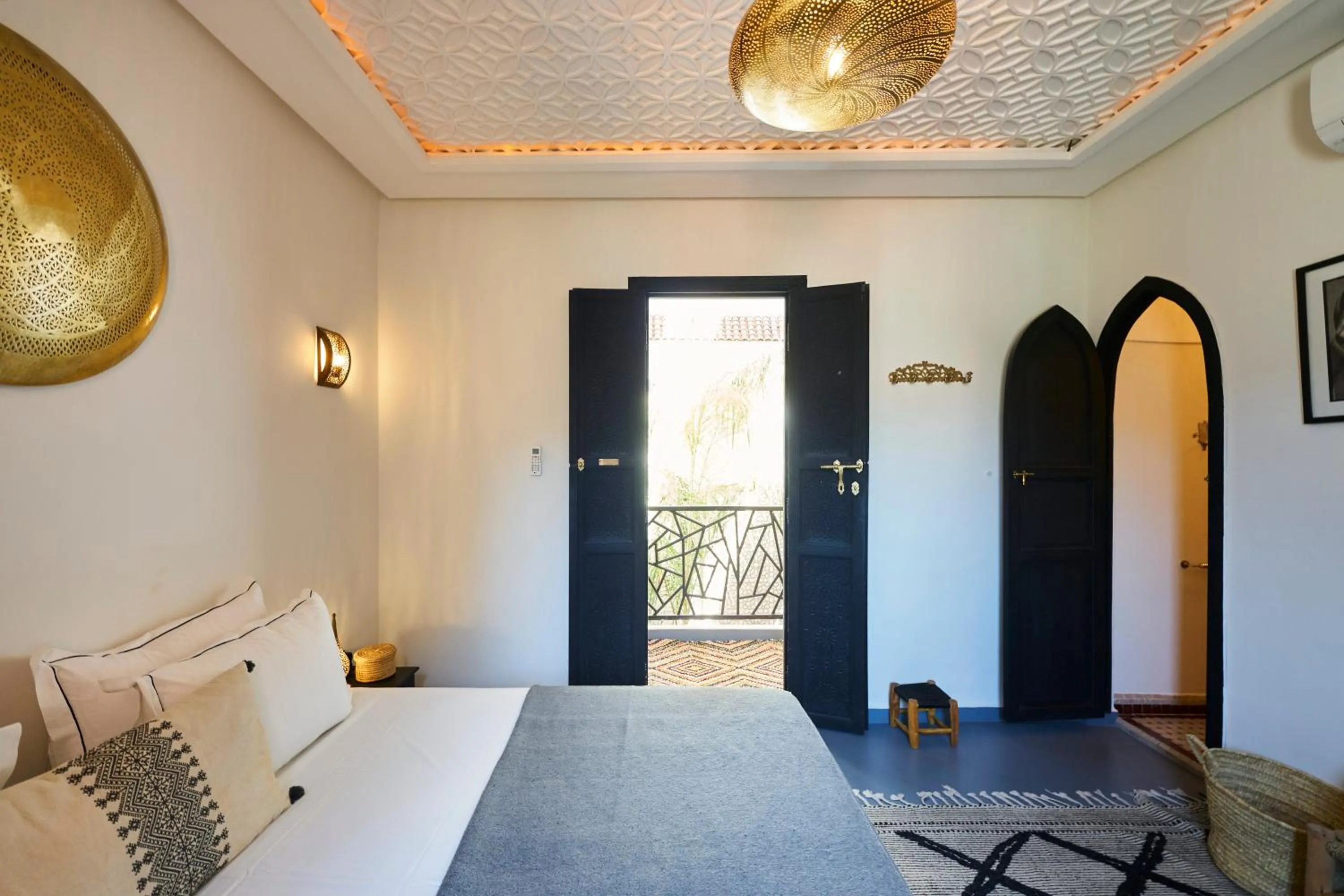 Bedroom, Bed in Riad Miloud en exclusivité 10 P au cœur de la Médina