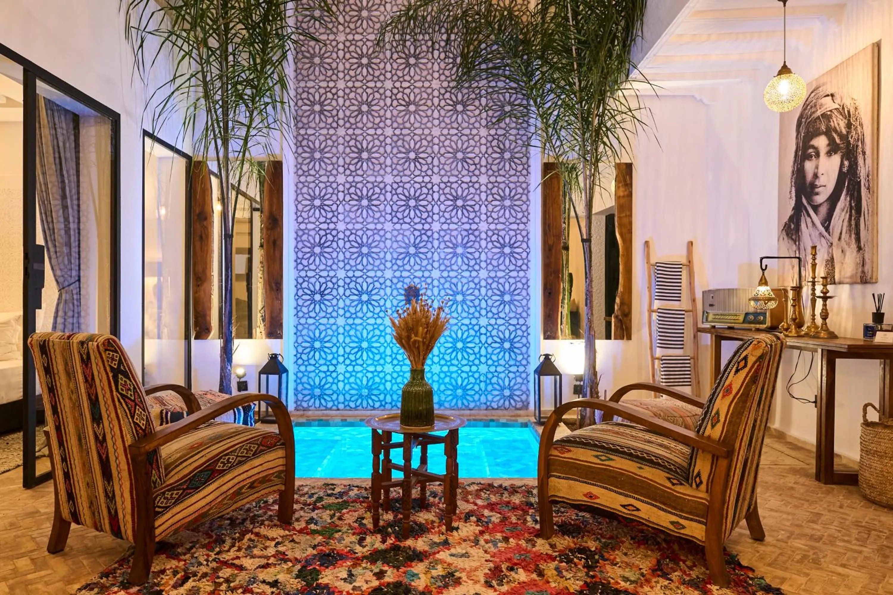 Pool view in Riad Miloud en exclusivité 10 P au cœur de la Médina