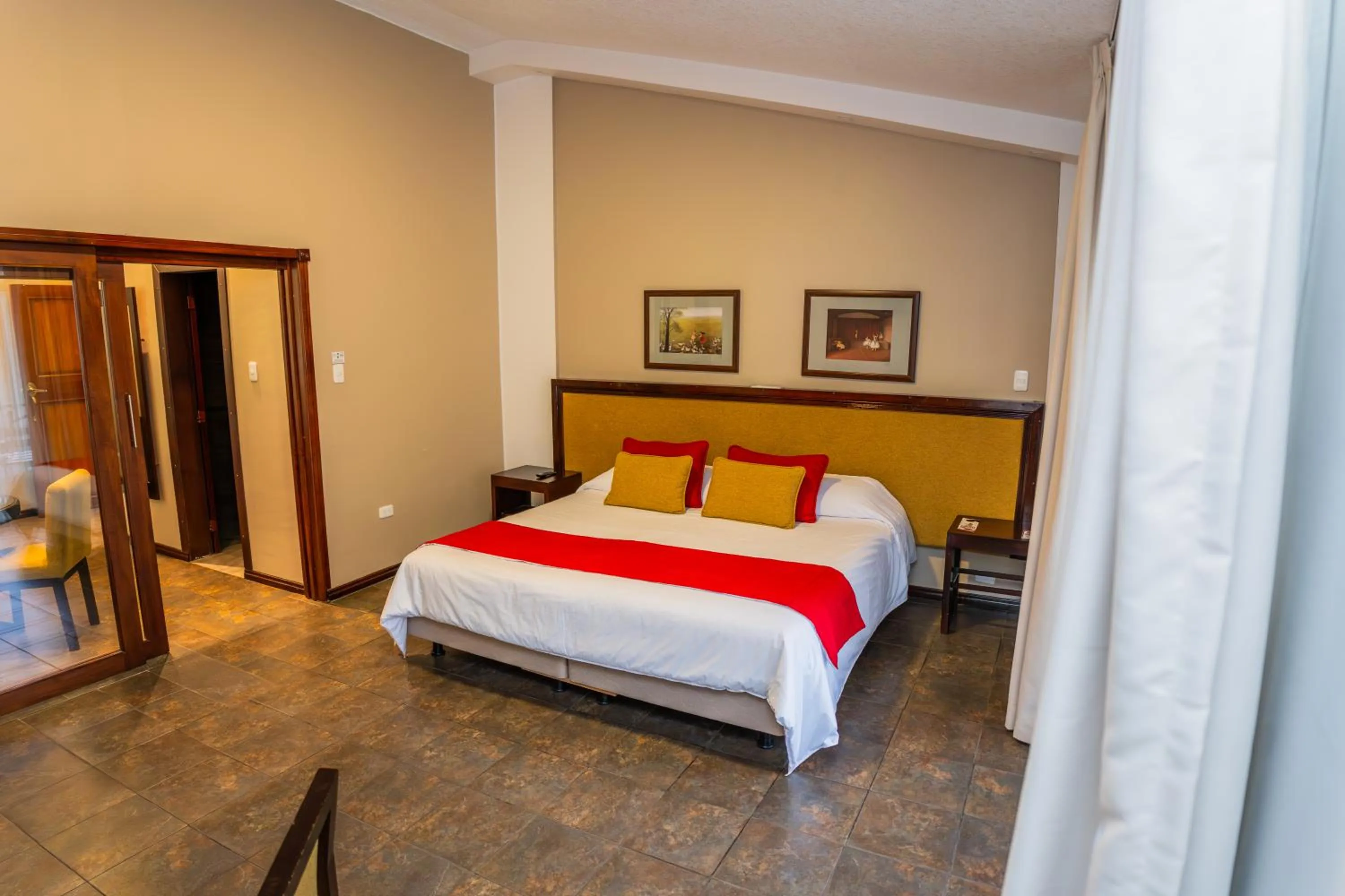 Bed in Sangay Spa Hotel